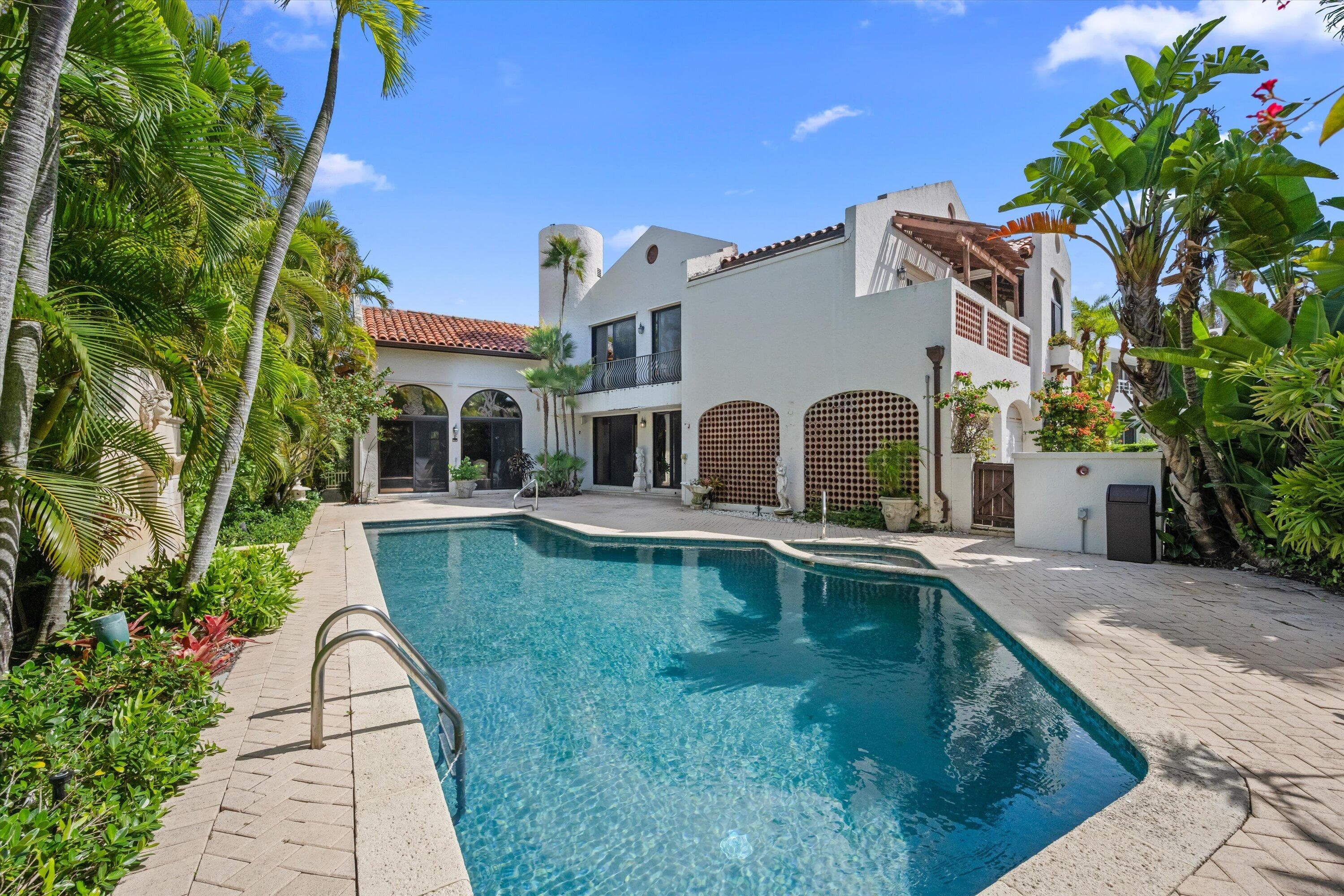 23 Sloans Curve Drive, Palm Beach, FL 33480 — photo 26 of 34