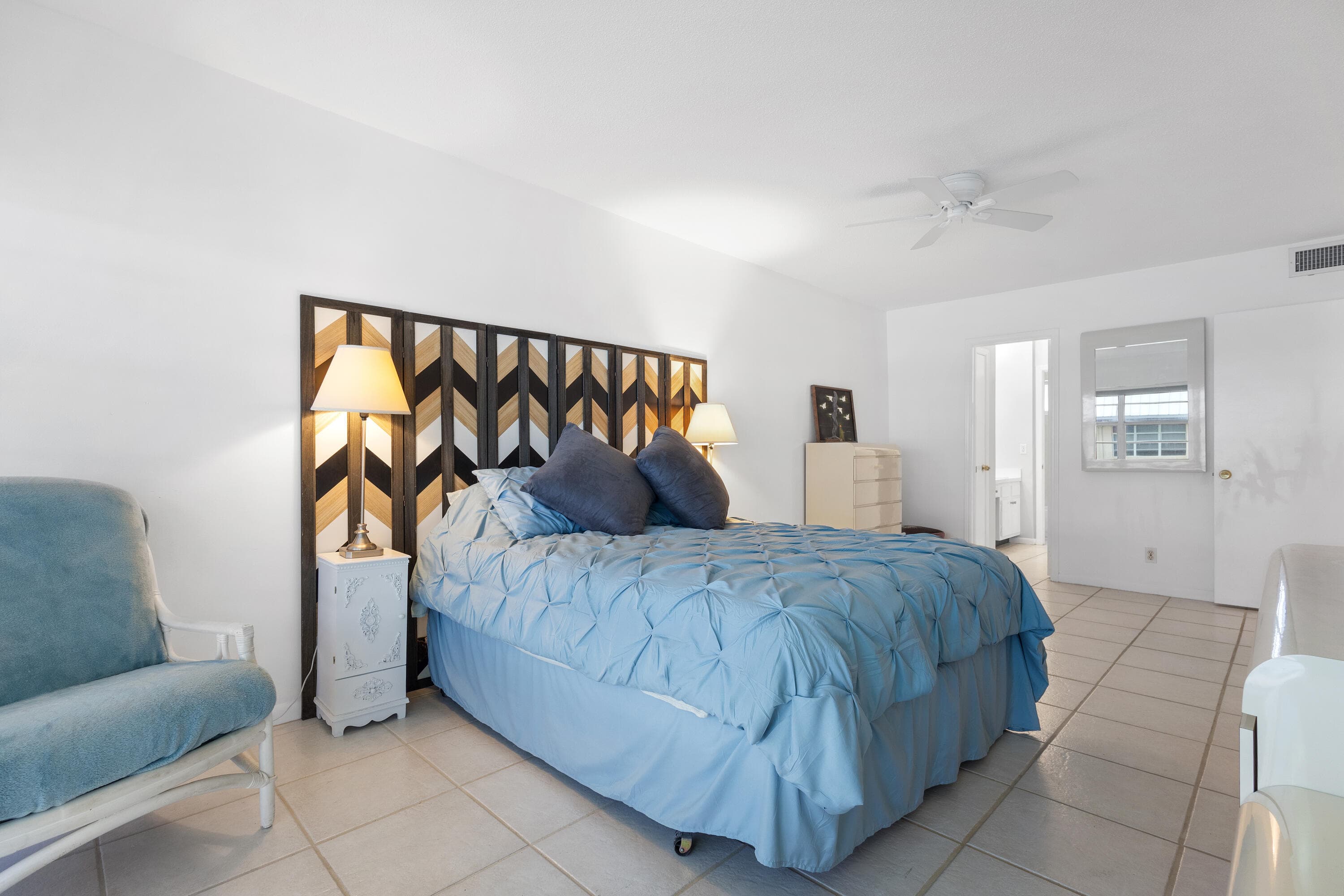 3851 N Ocean Boulevard Unit 404, Delray Beach, FL 33483 — photo 11 of 16