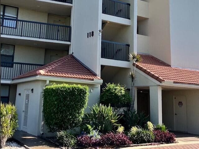 118 Lake Emerald Drive 403, Oakland Park, FL 33309 — photo 32 of 33