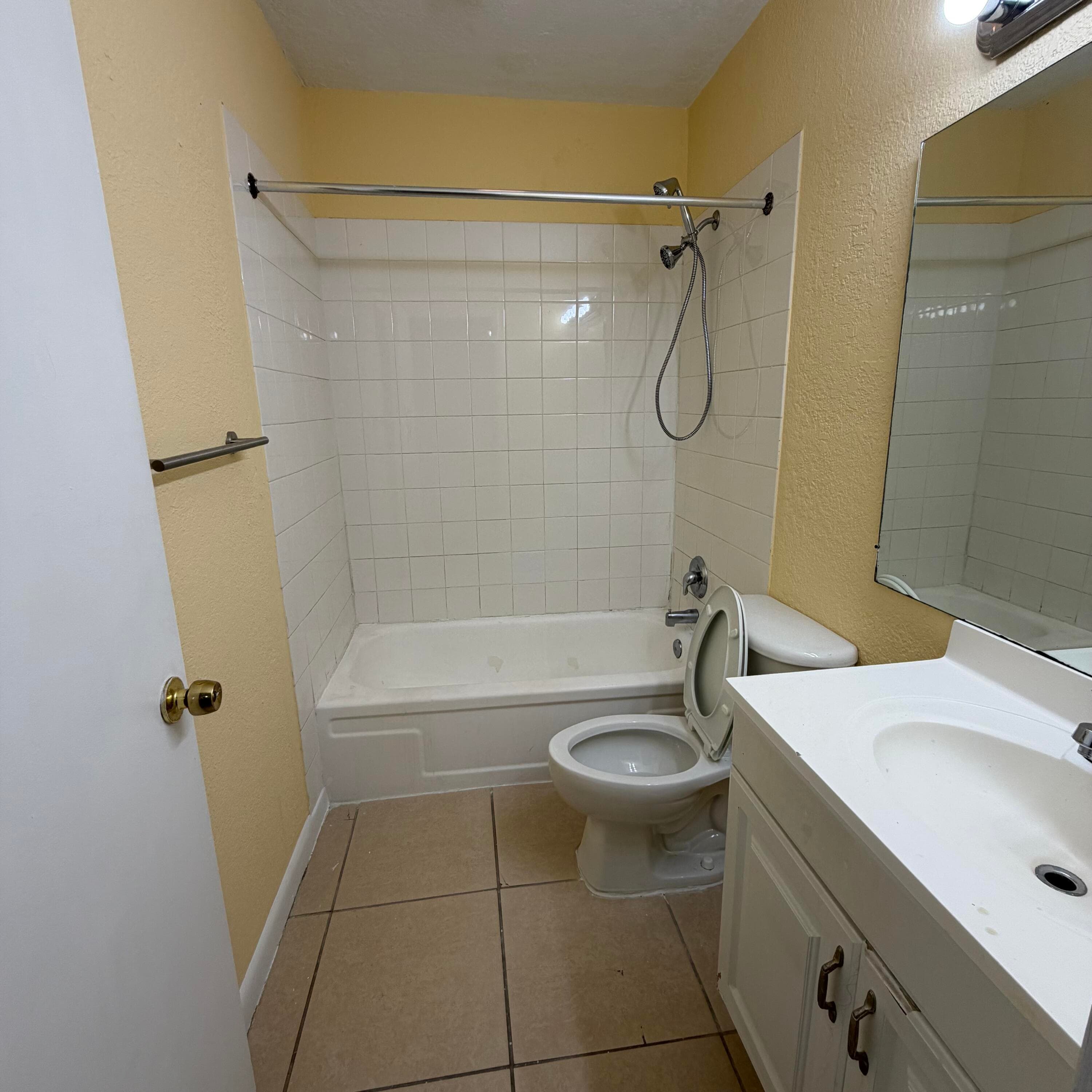 4700 NW 9th Court 4700, Plantation, FL 33317 — photo 15 of 18