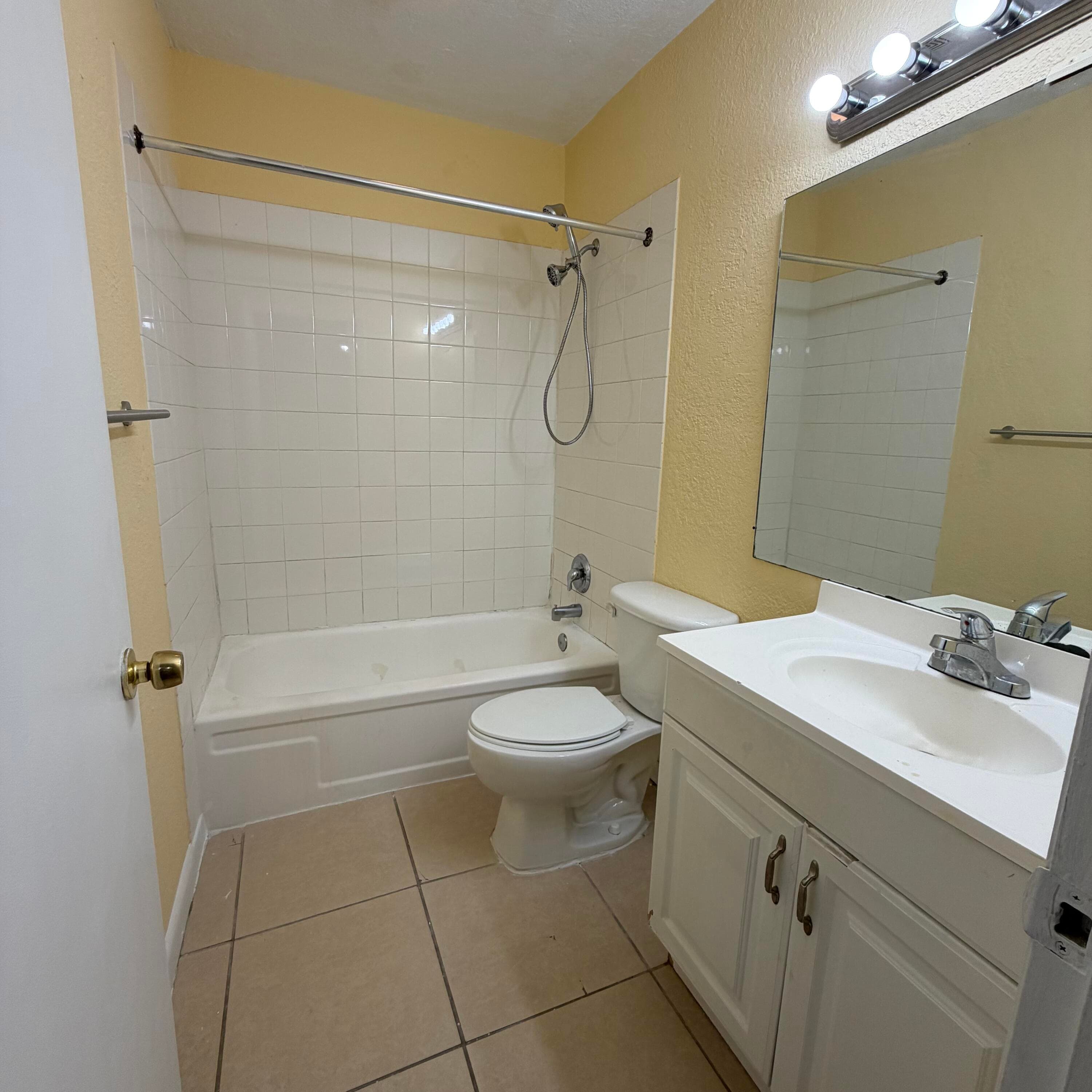 4700 NW 9th Court 4700, Plantation, FL 33317 — photo 16 of 18