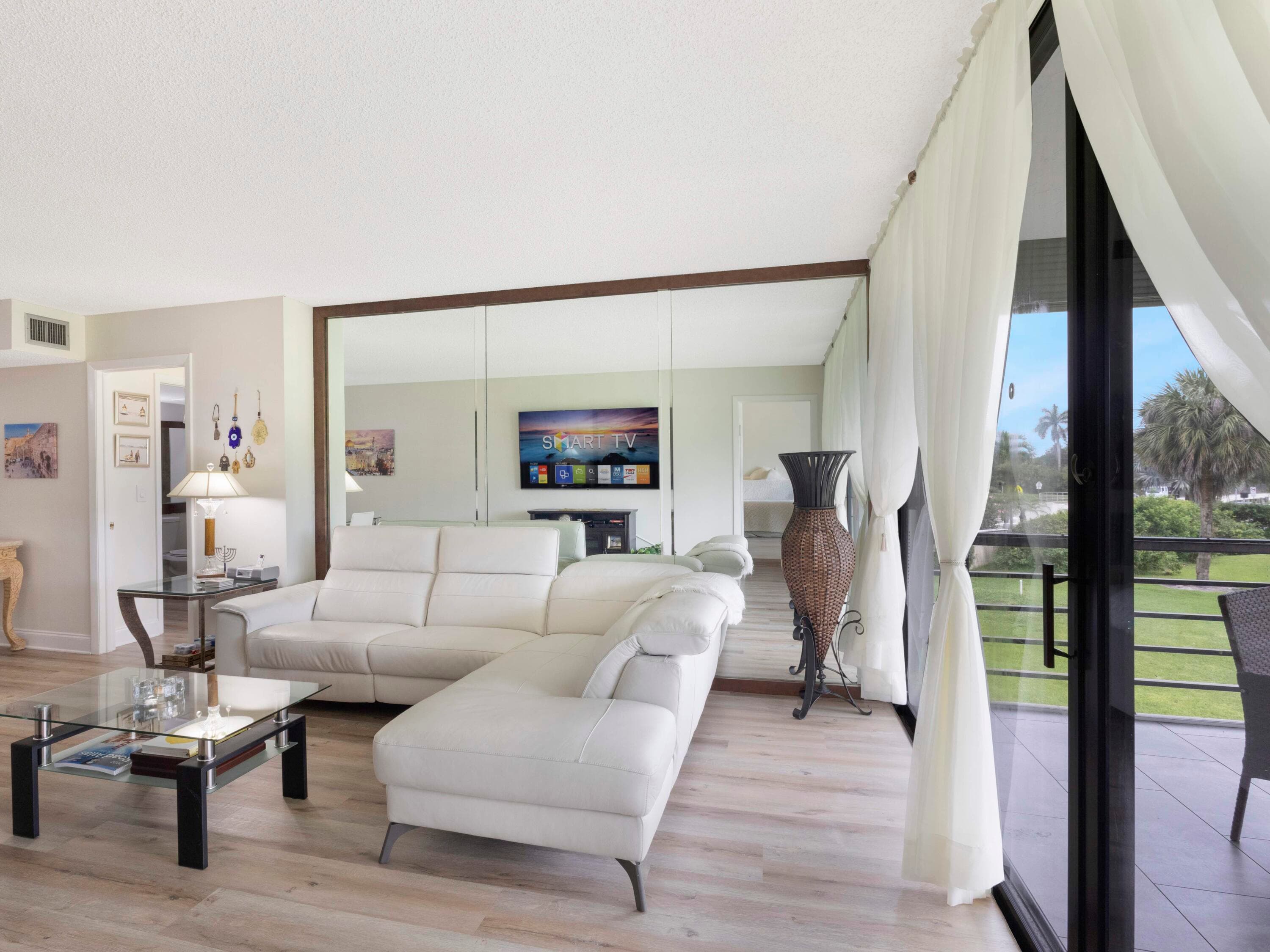 11090 Green Lake Drive 201, Boynton Beach, FL 33437 — photo 10 of 43