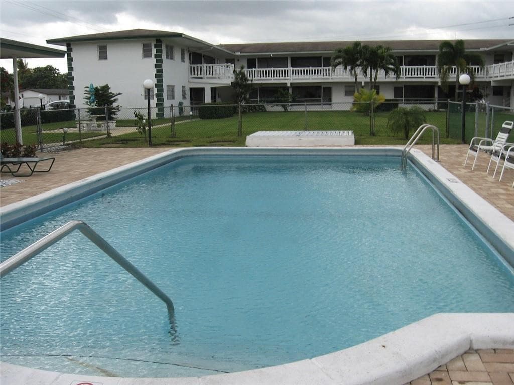 1631 NW 46th Avenue 118, Lauderhill, FL 33313 — photo 8 of 11