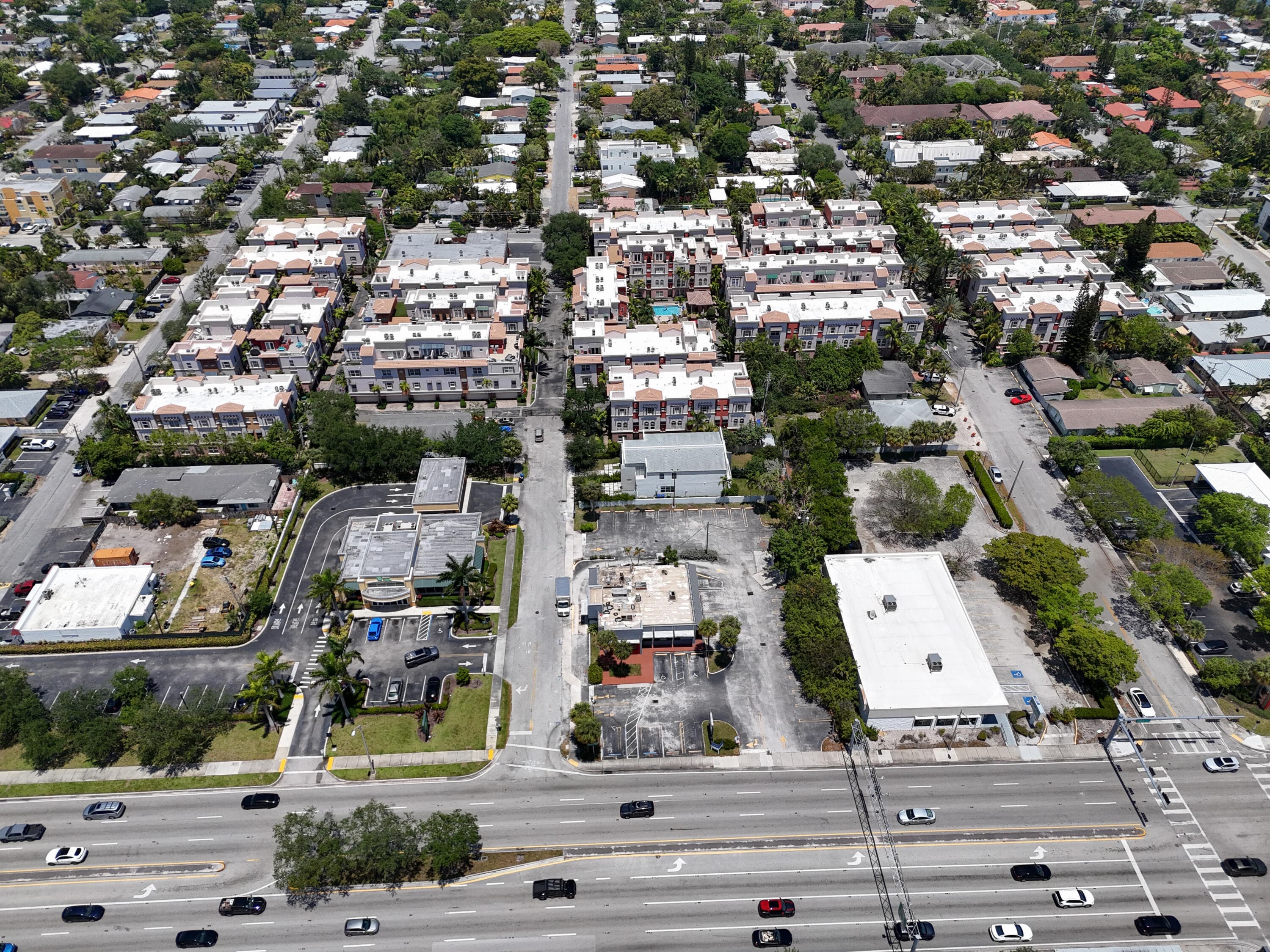1033 NE 17th Way 1204, Fort Lauderdale, FL 33304 — photo 48 of 49