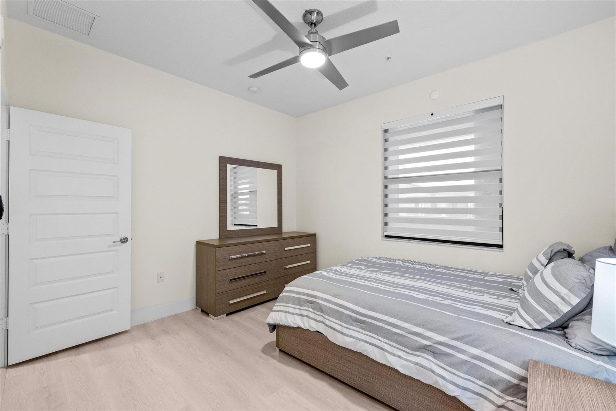 8055 NW 104th Avenue 33, Doral, FL 33178 — photo 13 of 23