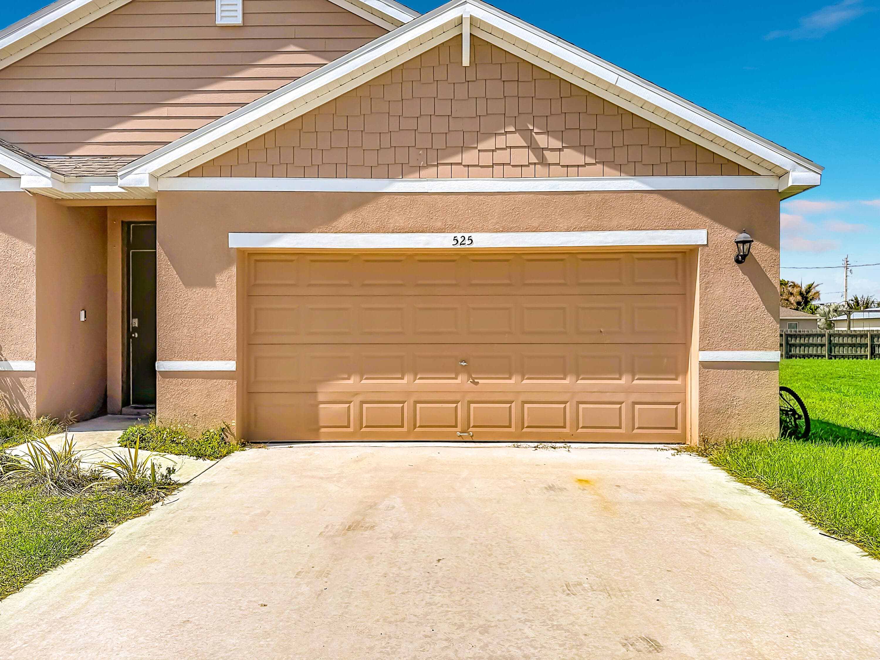 525 SW Twig Avenue, Port St. Lucie, FL 34983 — photo 8 of 47