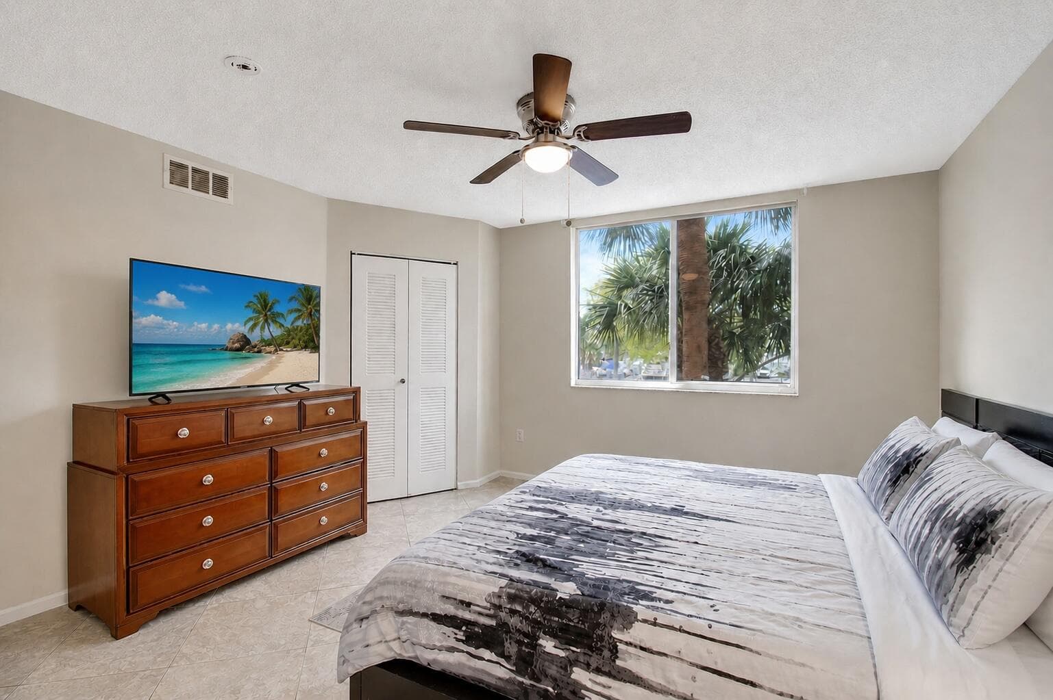 1000 Scotia Drive 204, Hypoluxo, FL 33462 — photo 11 of 32