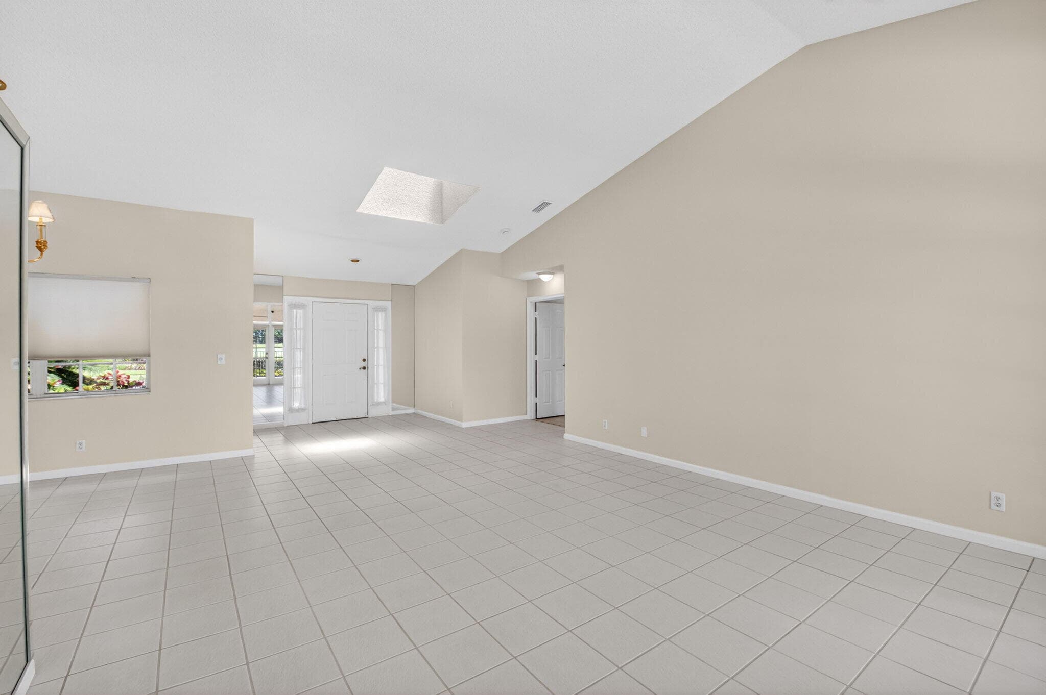 6180 Golf Villas Drive, Boynton Beach, FL 33437 — photo 8 of 40