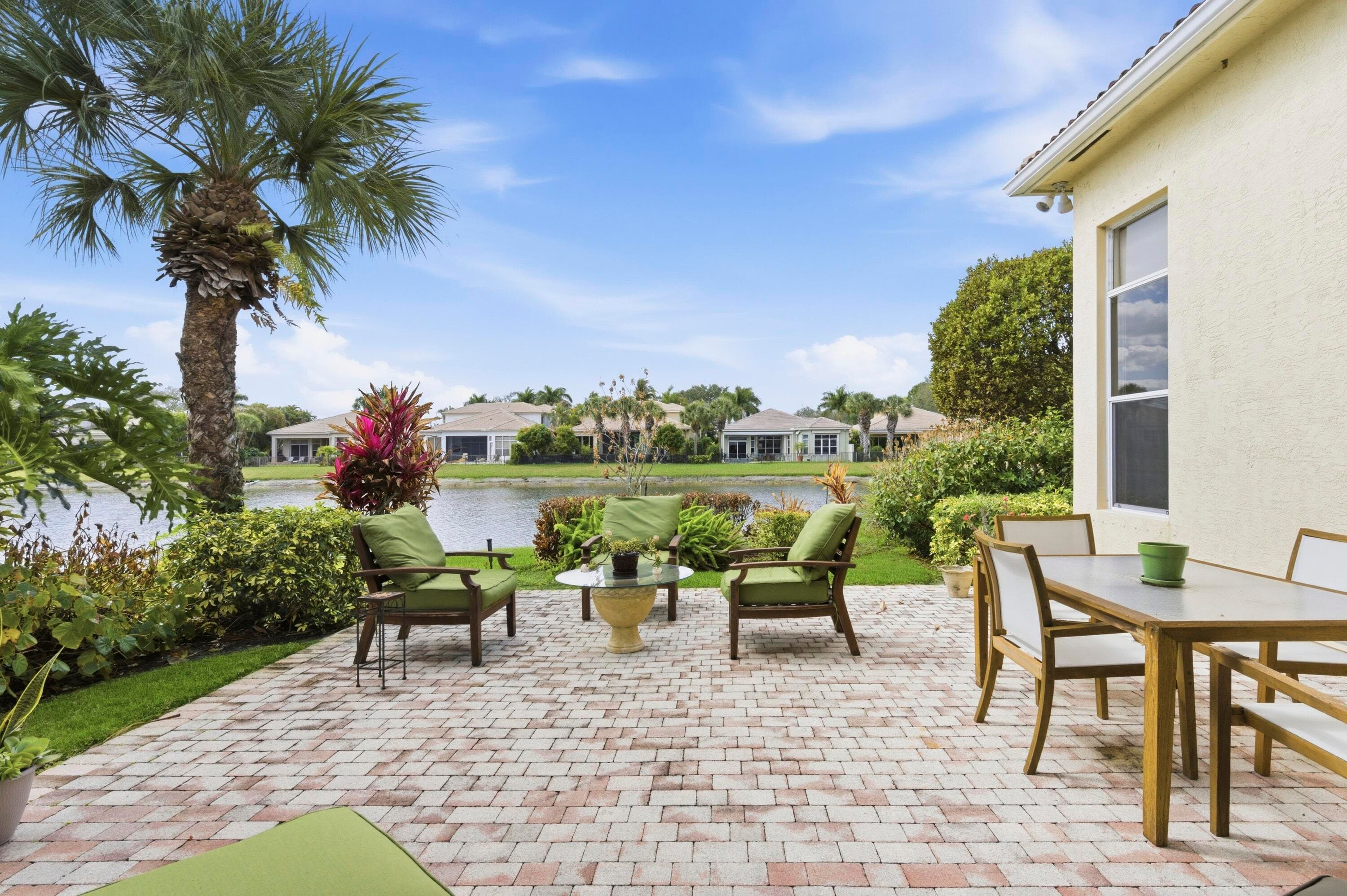 233 Andalusia Drive, Palm Beach Gardens, FL 33418 — photo 17 of 18