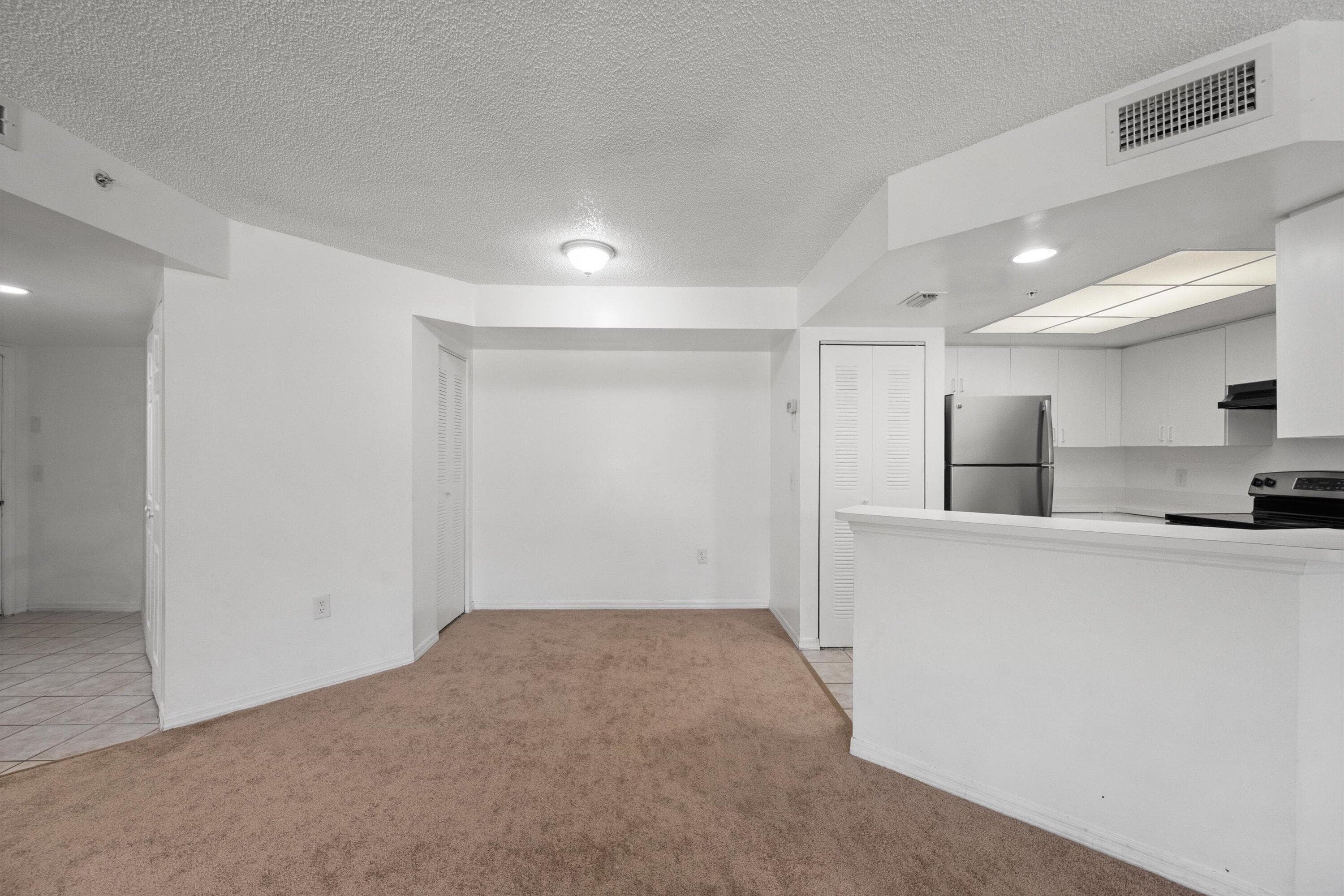 4159 N Haverhill Road 1307, West Palm Beach, FL 33417 — photo 8 of 29