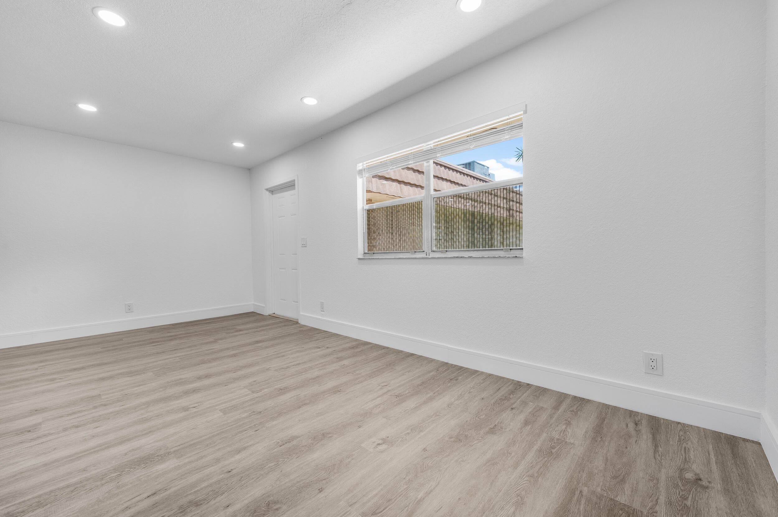 154 Seville G, Delray Beach, FL 33446 — photo 11 of 31