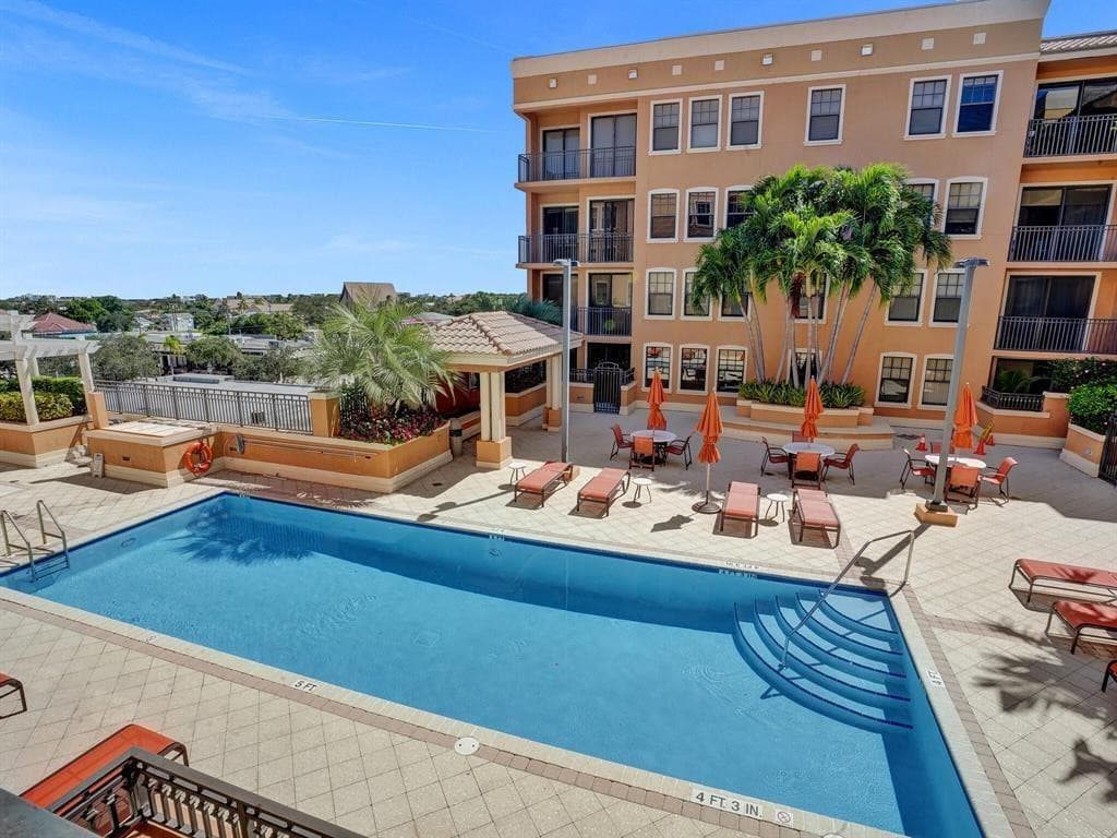 511 Lucerne Avenue 616, Lake Worth Beach, FL 33460 — photo 2 of 14
