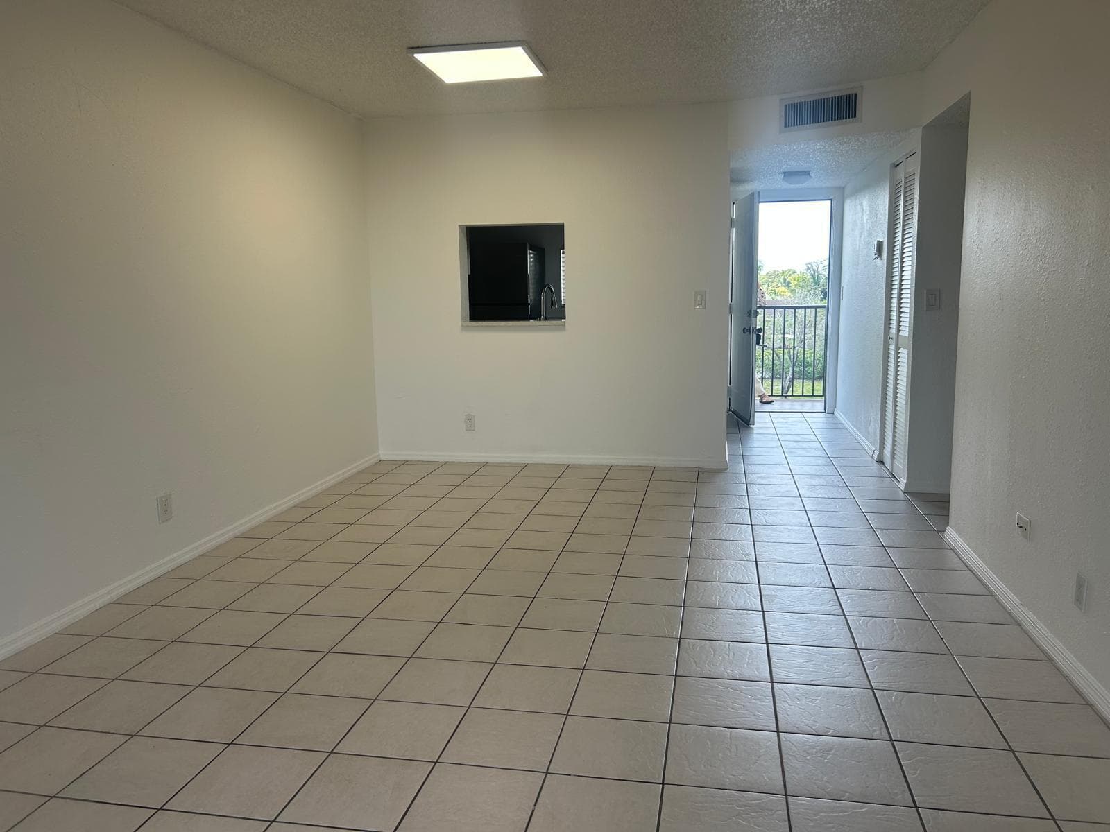 7860 NW 50th Street 305, Lauderhill, FL 33351 — photo 3 of 19