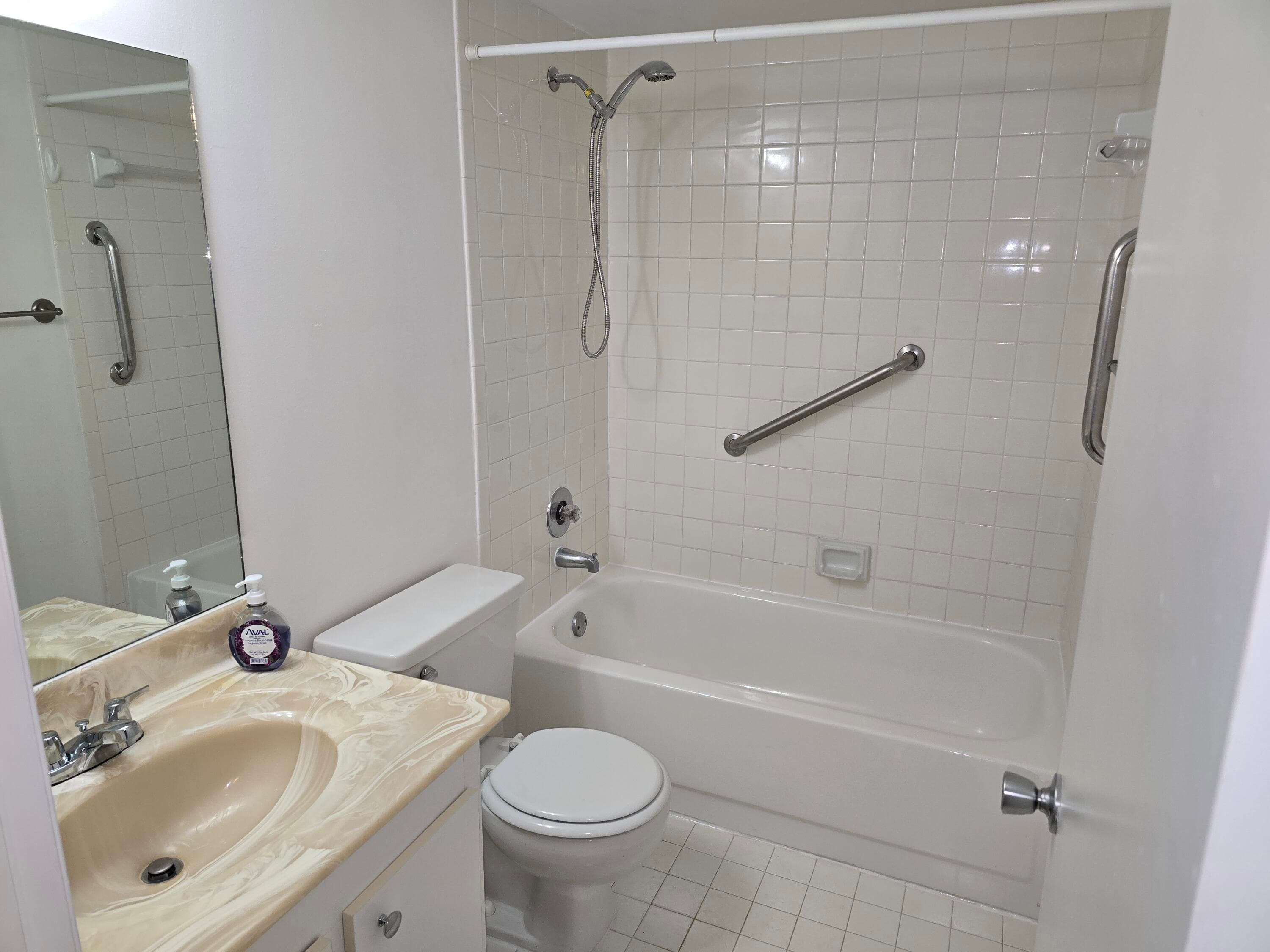 551 SW 135 Avenue 216b, Pembroke Pines, FL 33027 — photo 10 of 33