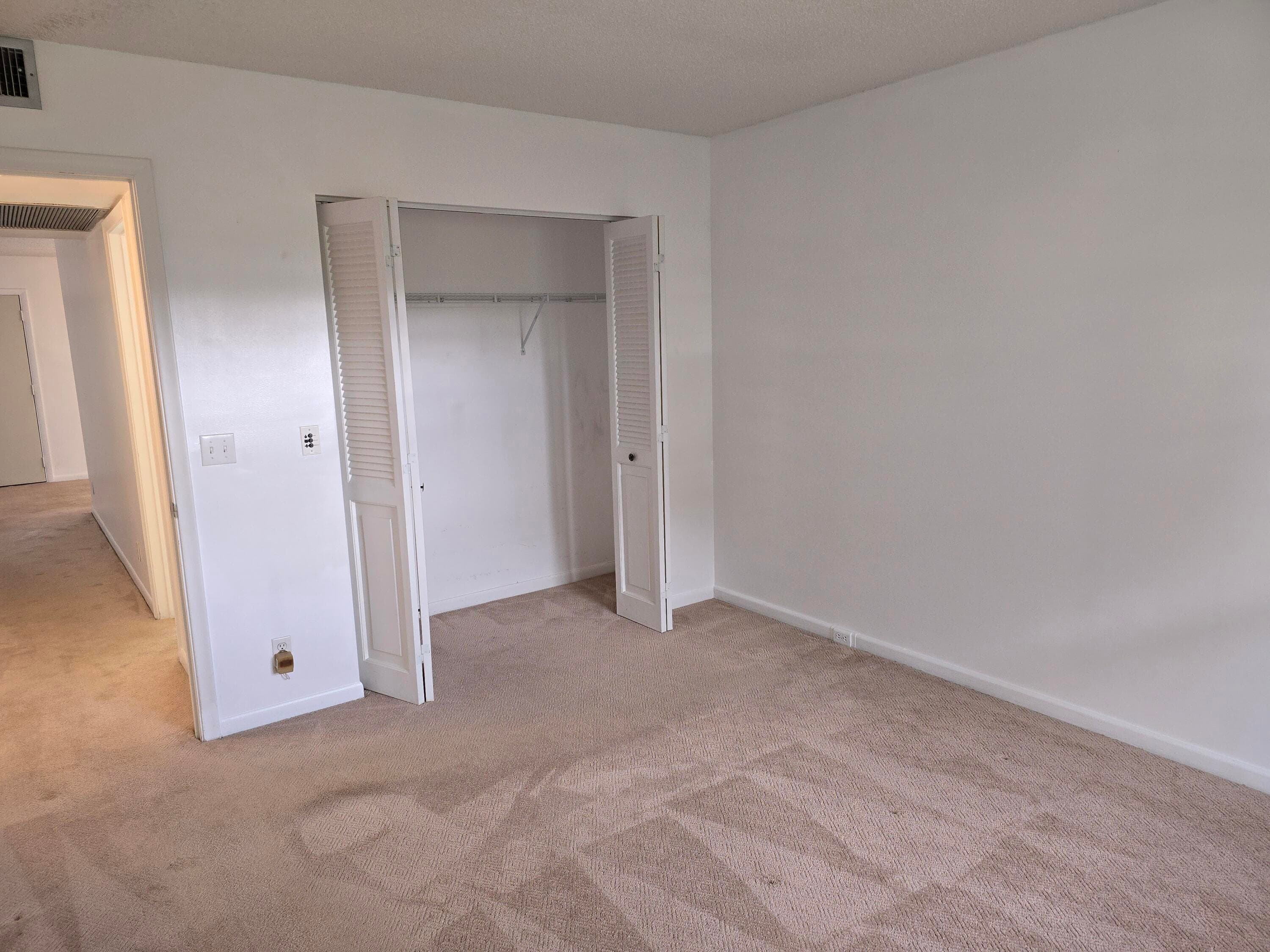 551 SW 135 Avenue 216b, Pembroke Pines, FL 33027 — photo 11 of 33