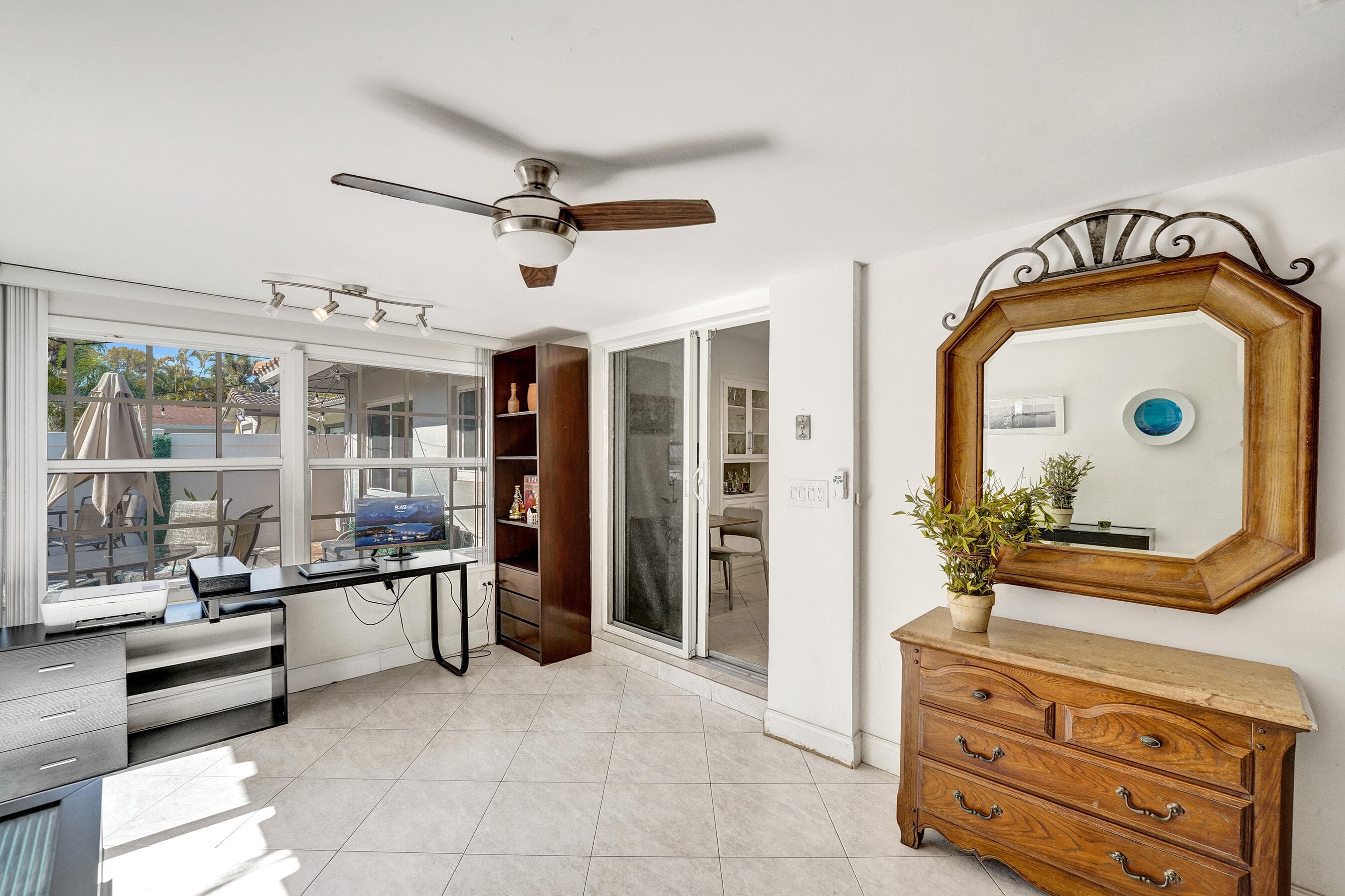 1036 NE 9th Avenue, Fort Lauderdale, FL 33304 — photo 30 of 87