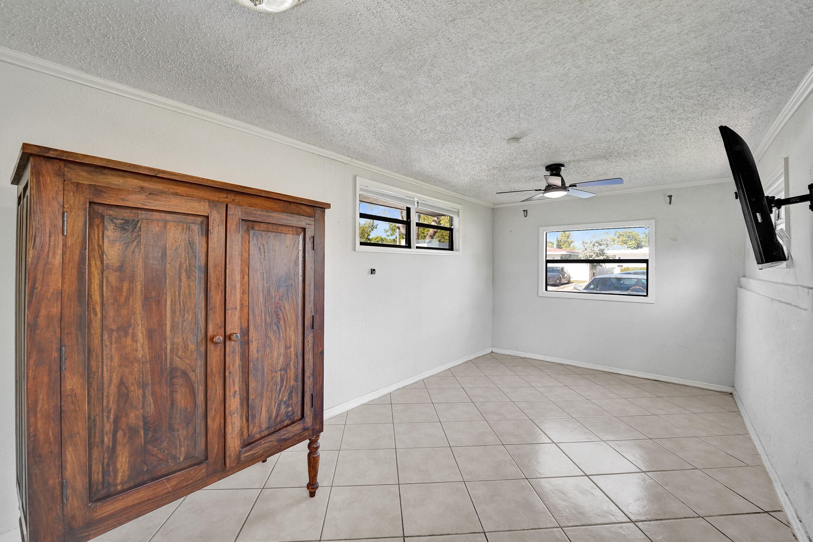 1036 NE 9th Avenue, Fort Lauderdale, FL 33304 — photo 45 of 87
