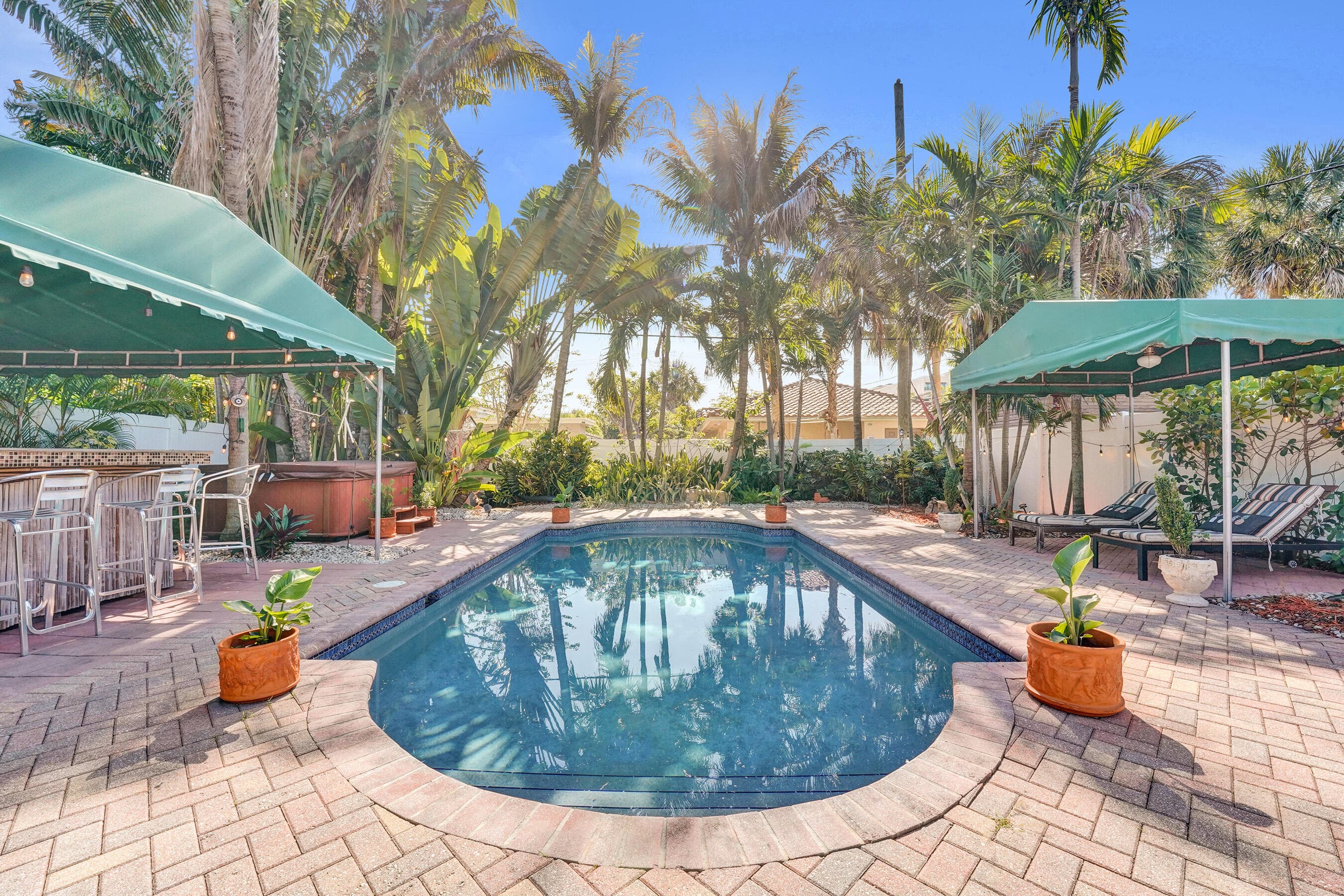 1036 NE 9th Avenue, Fort Lauderdale, FL 33304 — photo 2 of 87