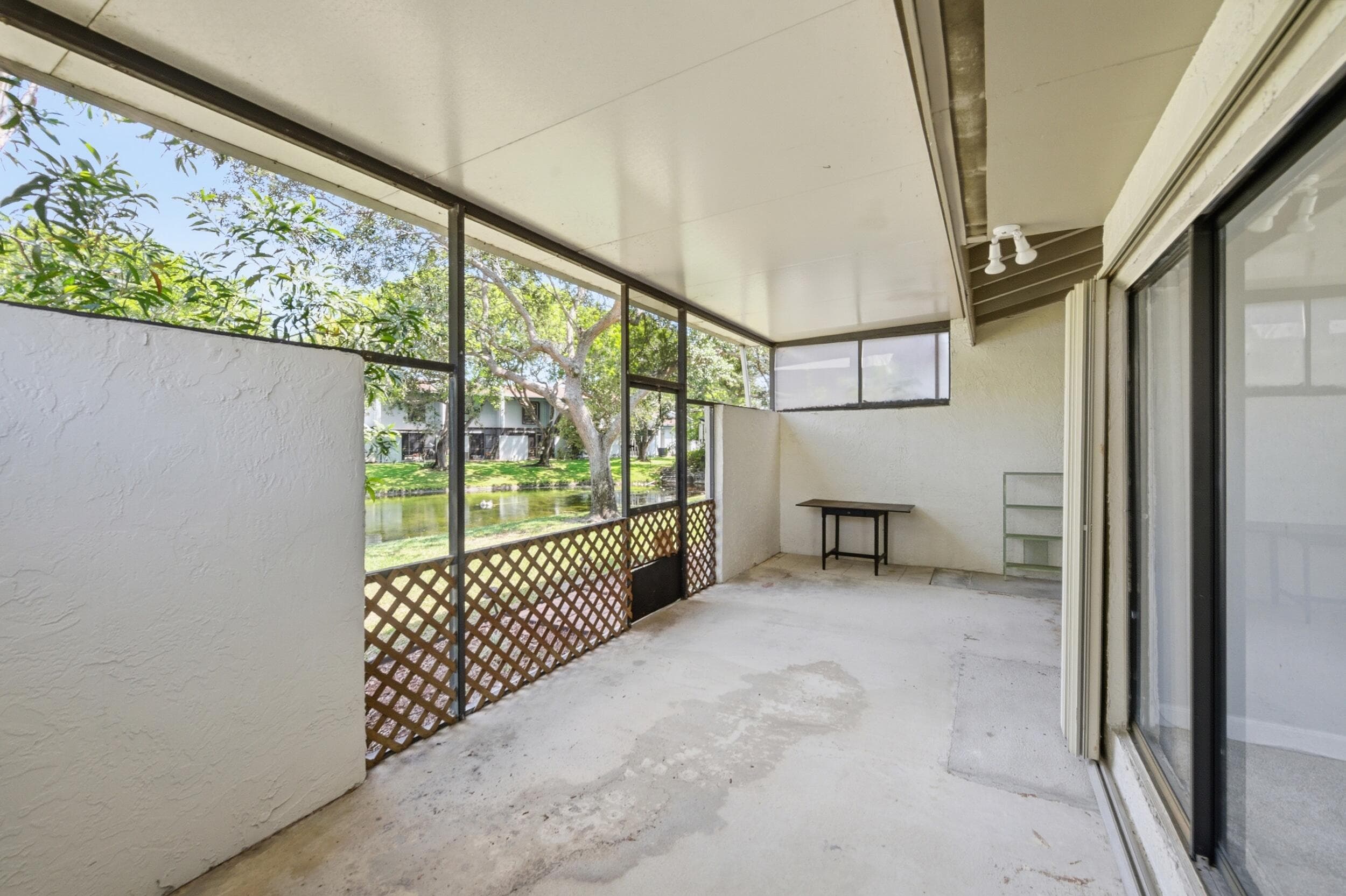 1097 NW 98th Terrace 110, Pembroke Pines, FL 33024 — photo 25 of 28