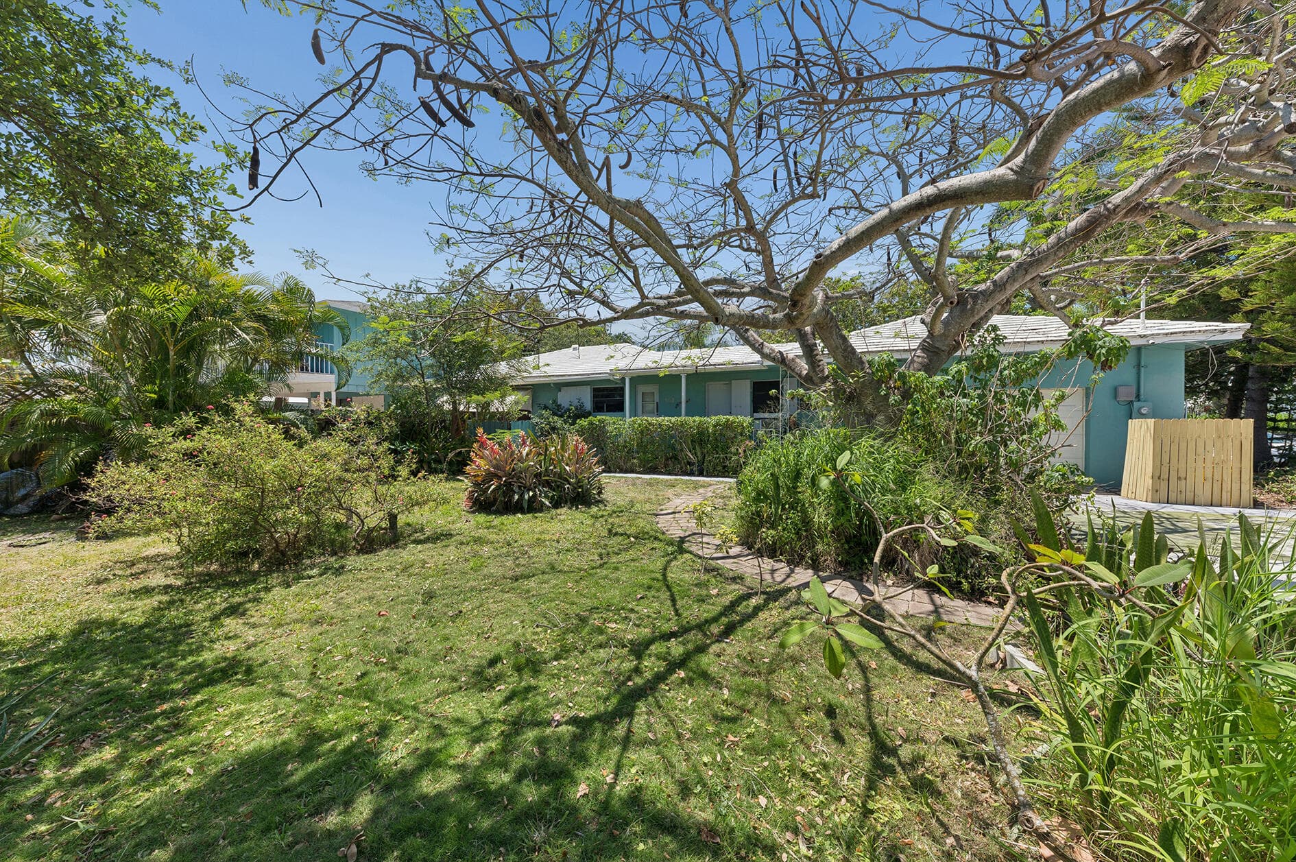 502 S Palmway, Lake Worth Beach, FL 33460 — photo 4 of 19