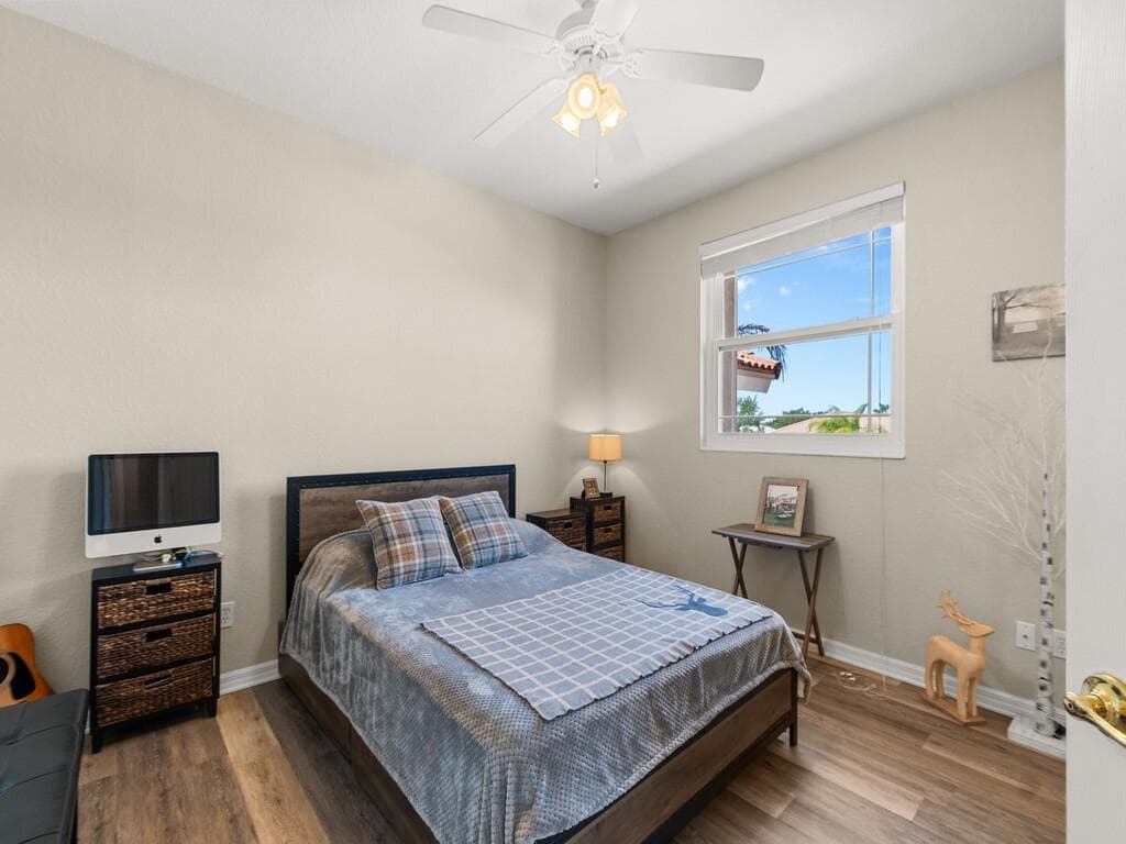 1010 SW Ruby Ave Avenue SW, Vero Beach, FL 32968 — photo 33 of 36