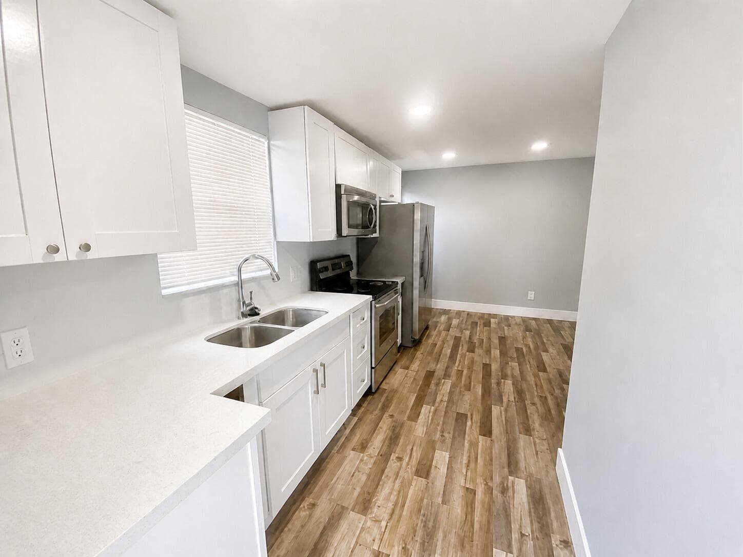 345 NE 168th Street, North Miami Beach, FL 33162 — photo 2 of 9