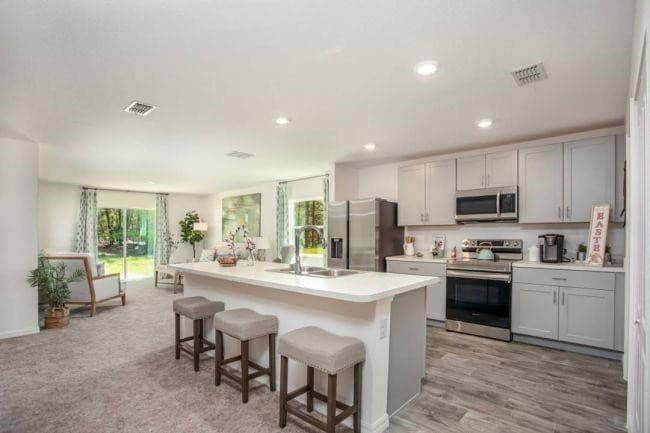 9280 102nd Avenue, Vero Beach, FL 32967 — photo 4 of 26