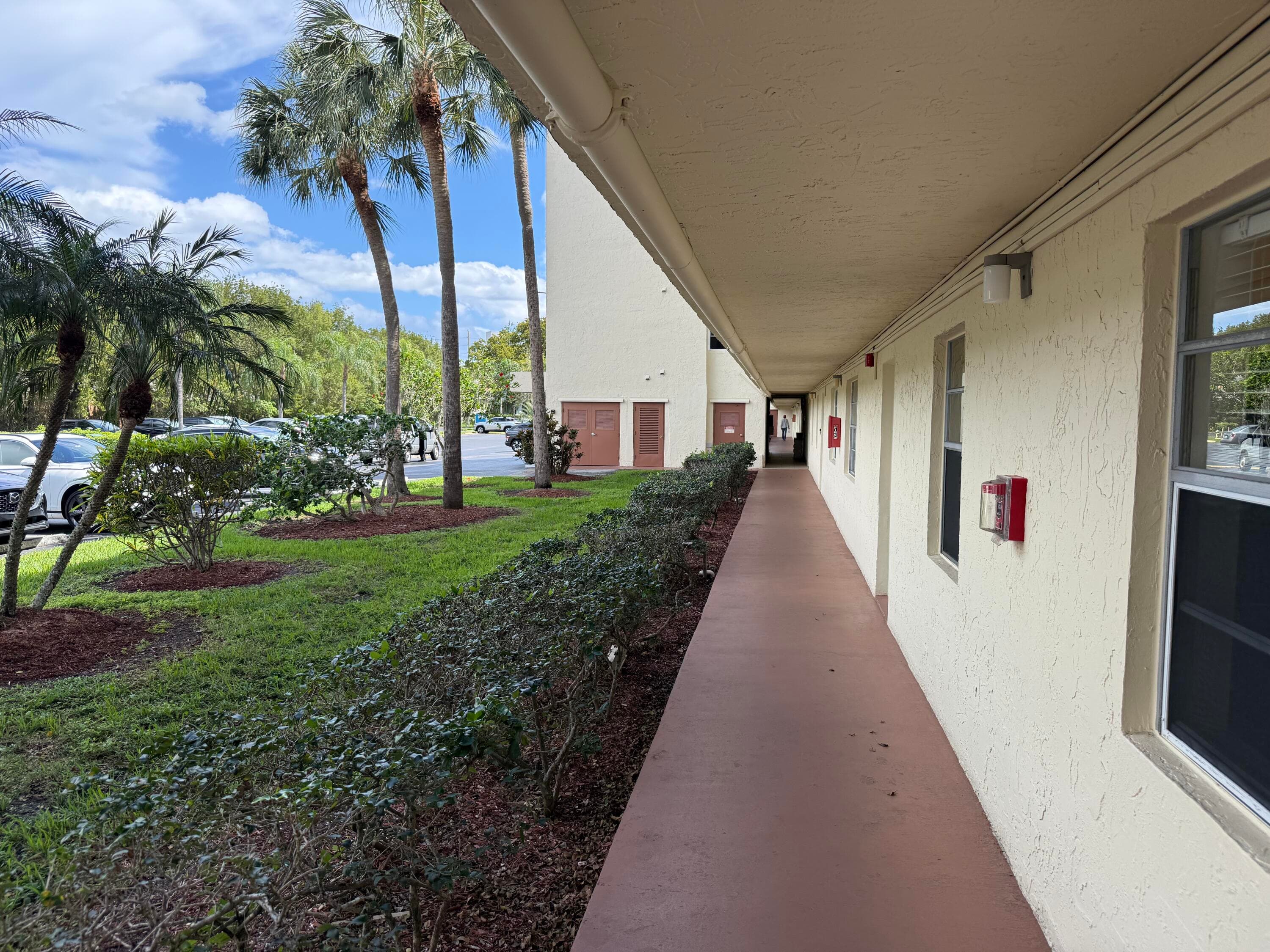 111 SE 3rd Avenue 108, Dania Beach, FL 33004 — photo 2 of 60