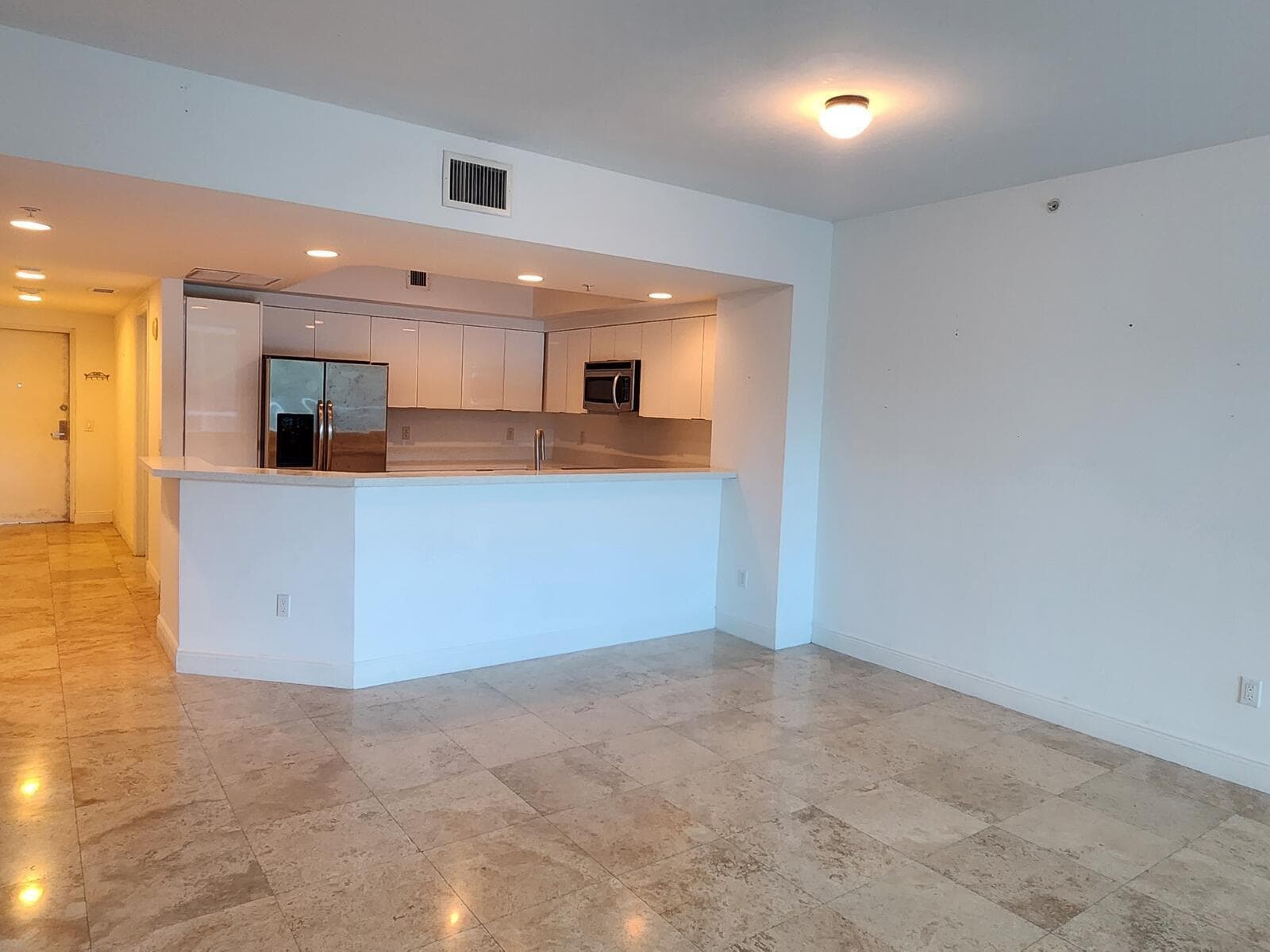 15051 Royal Oaks Lane 202, North Miami, FL 33181 — photo 6 of 19