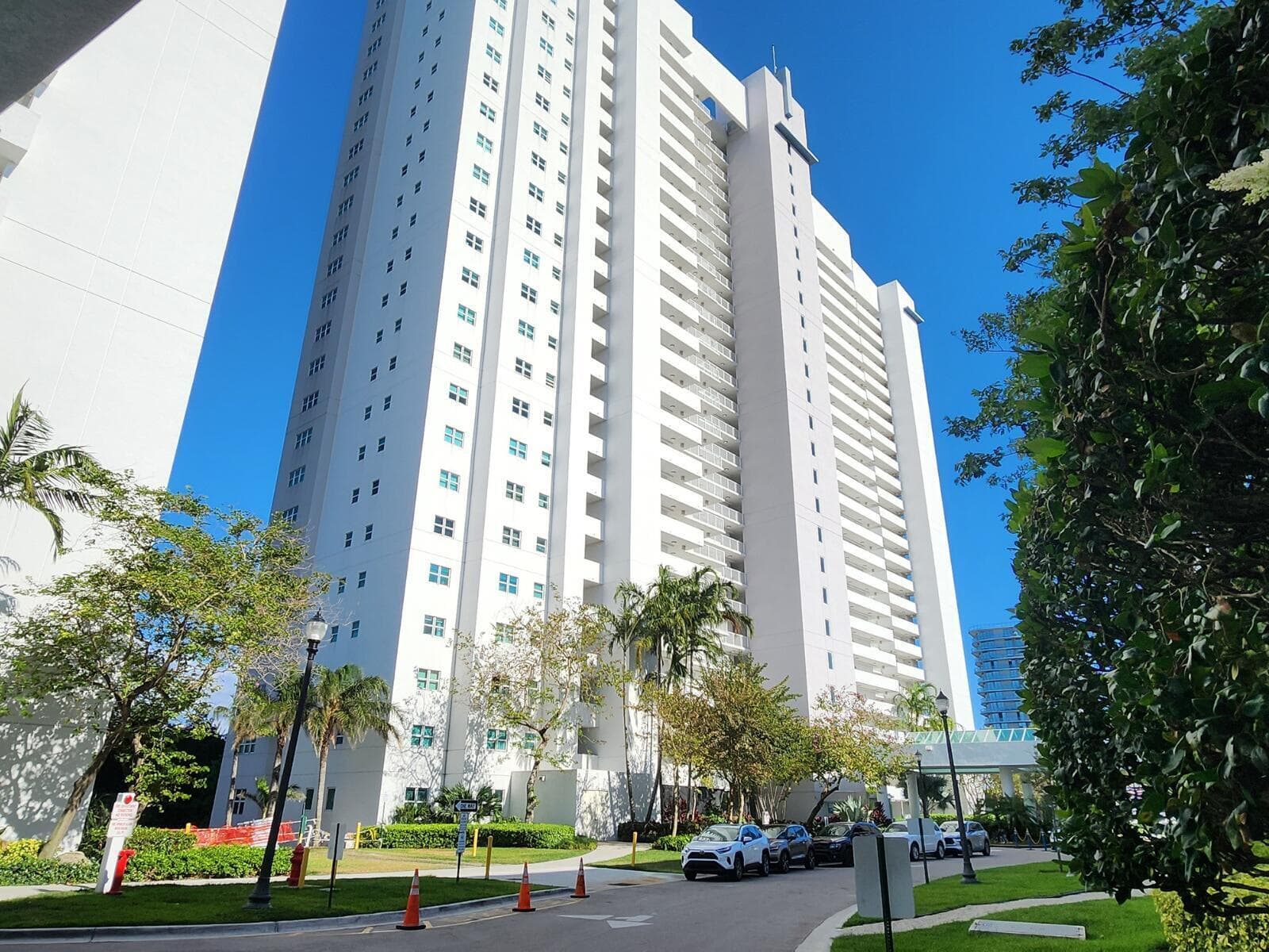 15051 Royal Oaks Lane 202, North Miami, FL 33181 — photo 19 of 19