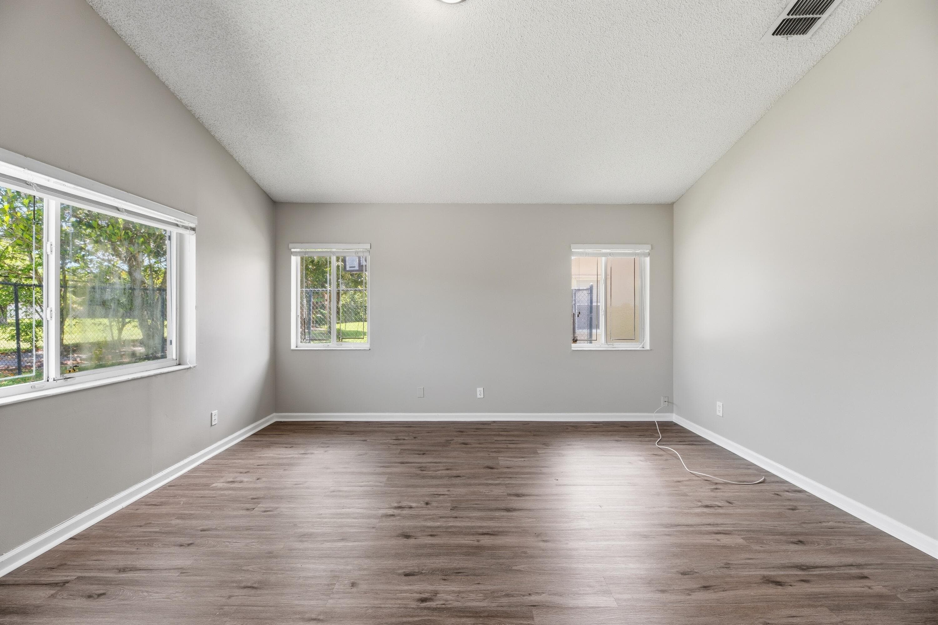 5233 Rosen Boulevard, Boynton Beach, FL 33472 — photo 14 of 31