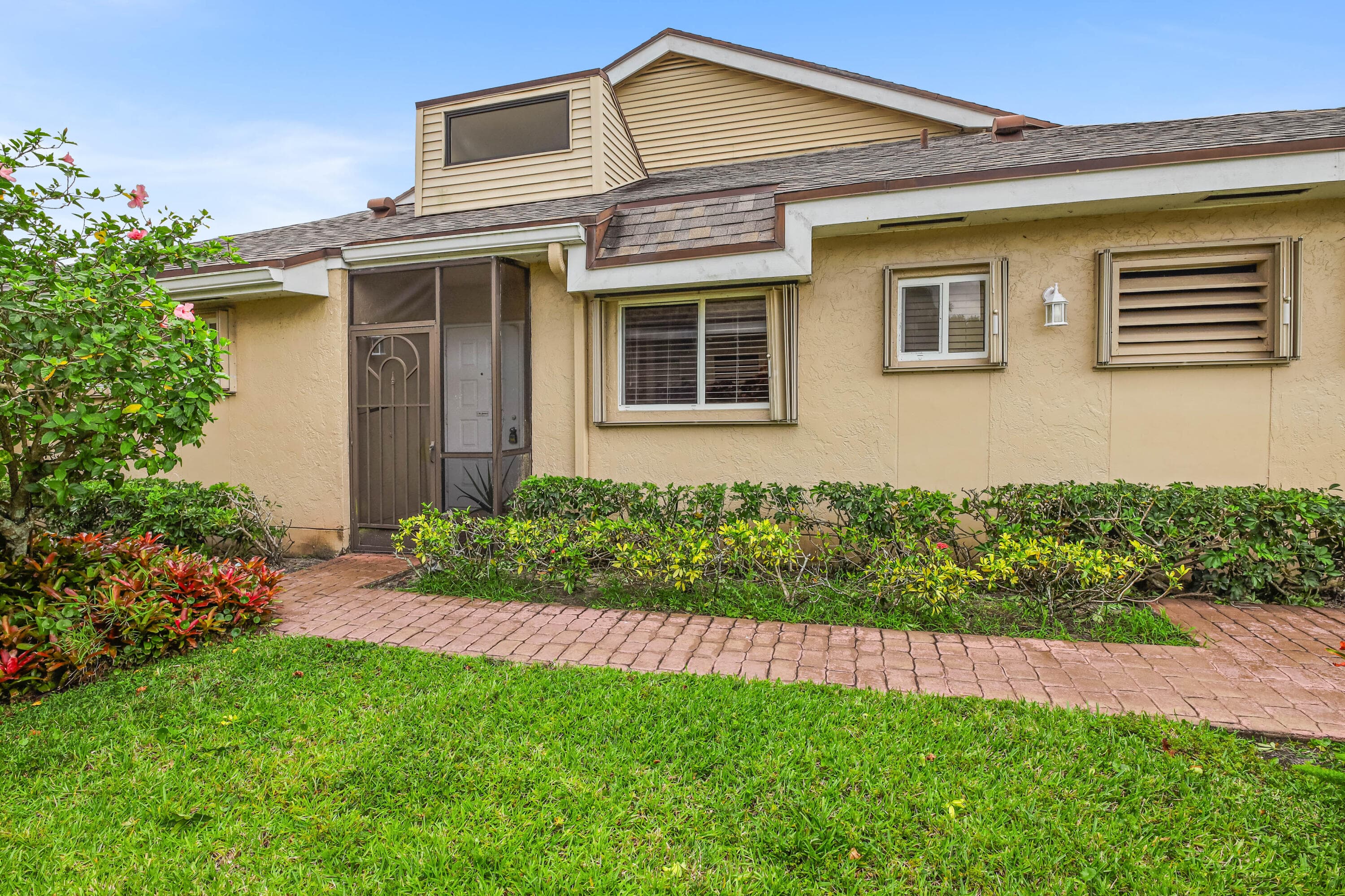 6888 Fountains Circle, Lake Worth, FL 33467 — photo 35 of 46