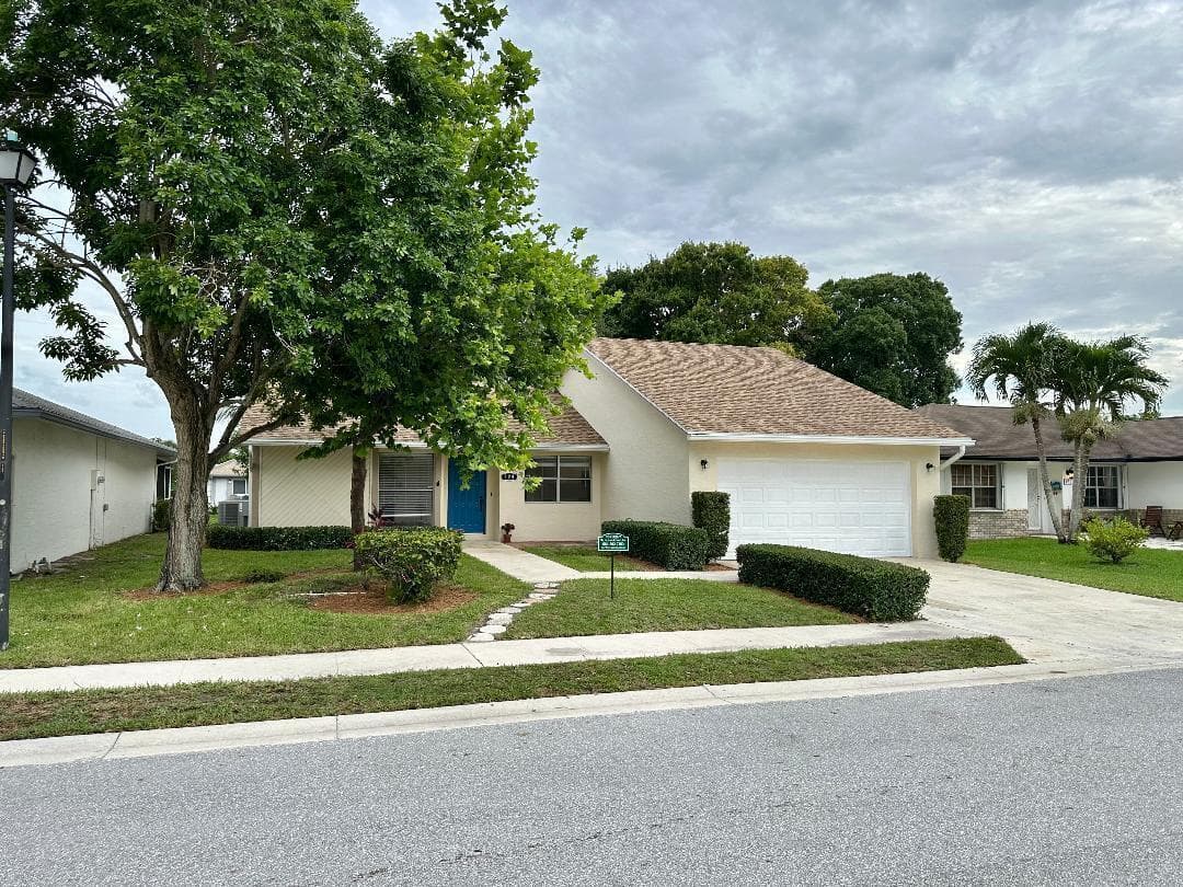 124 Stillwater Circle, Jupiter, FL 33458 — photo 1 of 21
