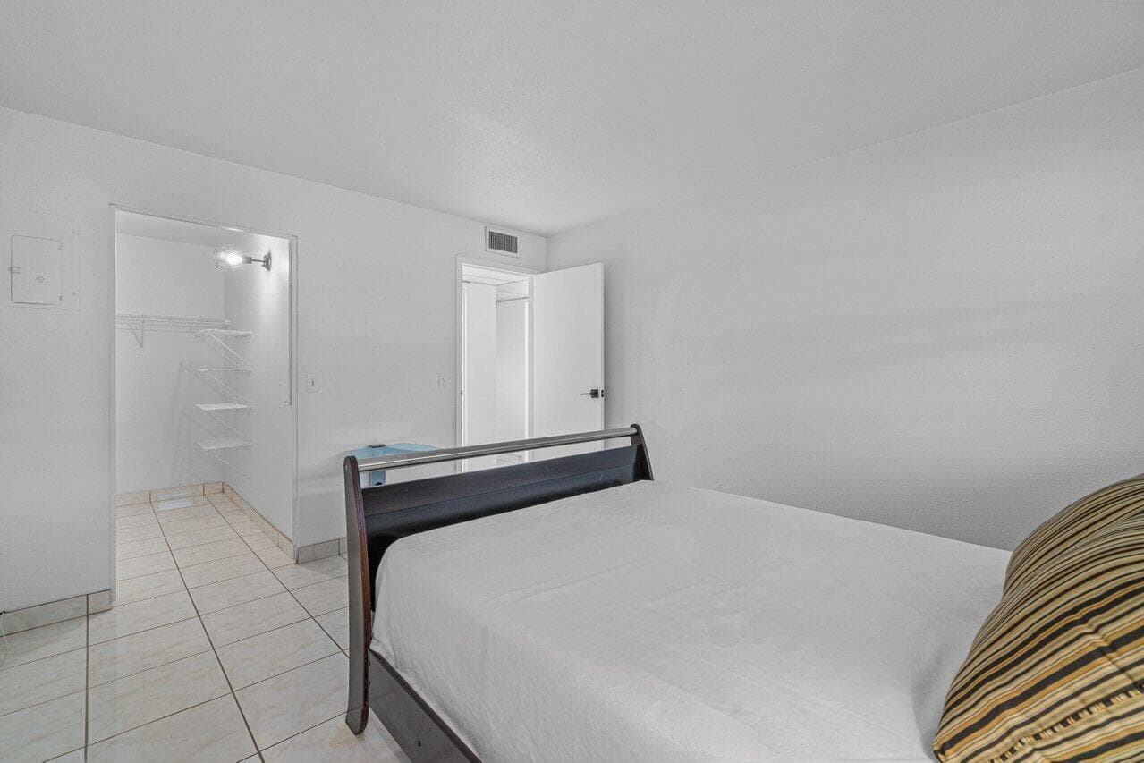 260 Brittany F, Delray Beach, FL 33446 — photo 18 of 24