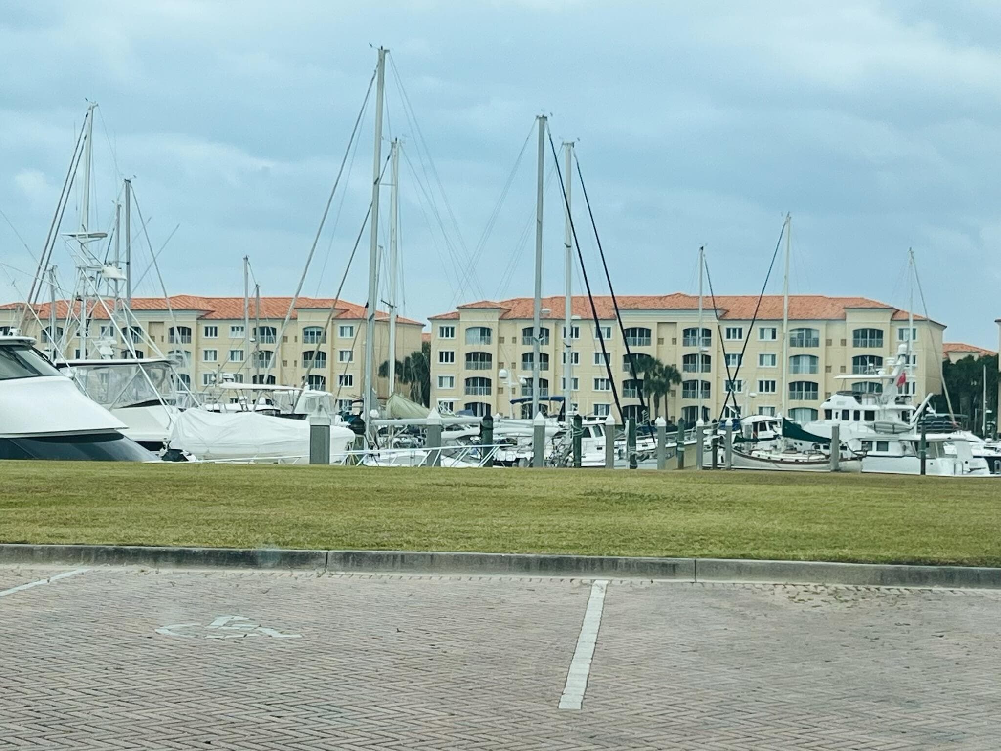 20 Harbour Isle Drive W 106, Fort Pierce, FL 34949 — photo 36 of 40