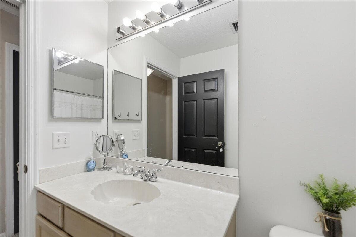 6208 NW Kukui Court, Port St. Lucie, FL 34983 — photo 19 of 36