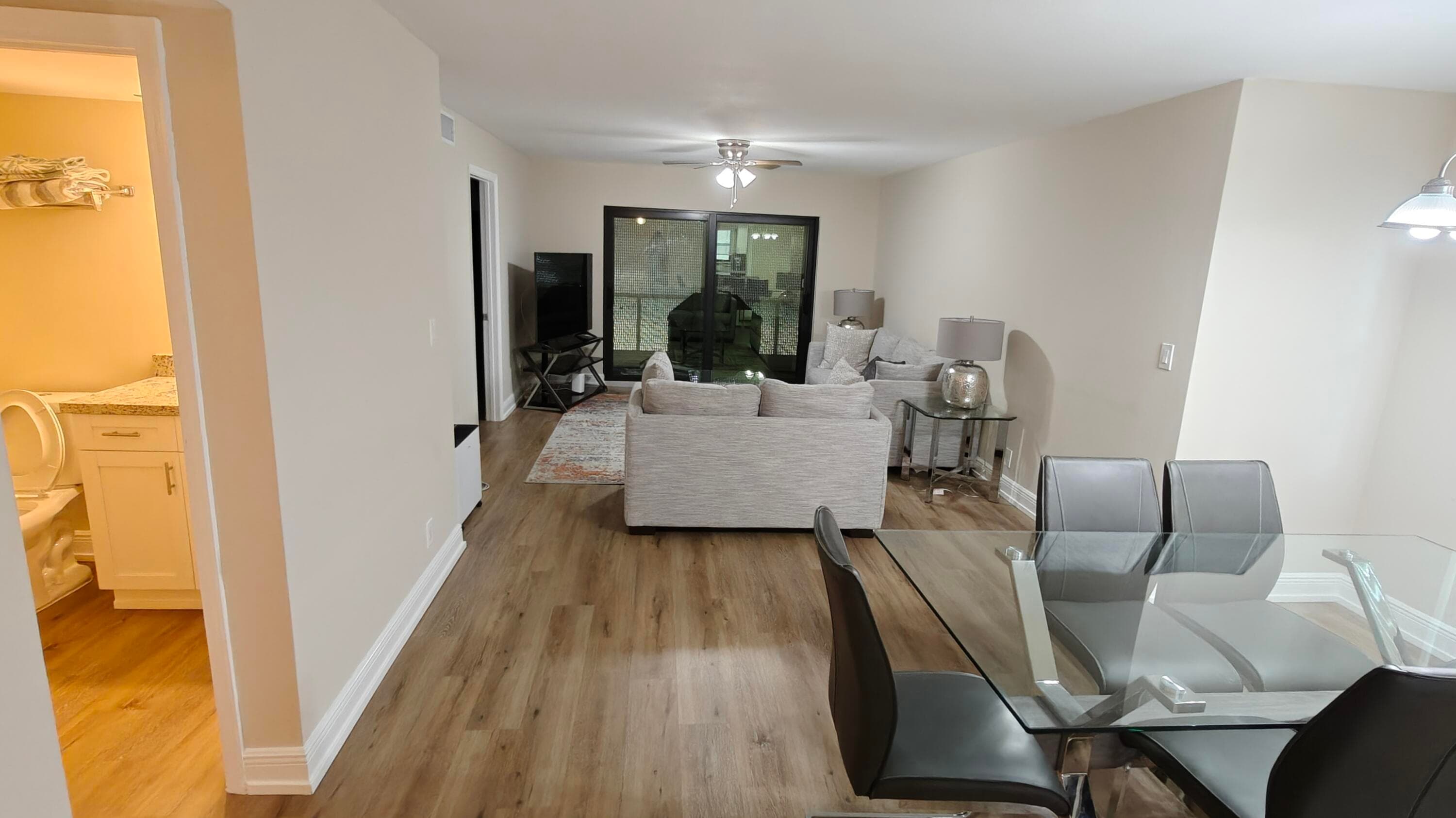 225 SE 10th Street D3, Deerfield Beach, FL 33441 — photo 2 of 21