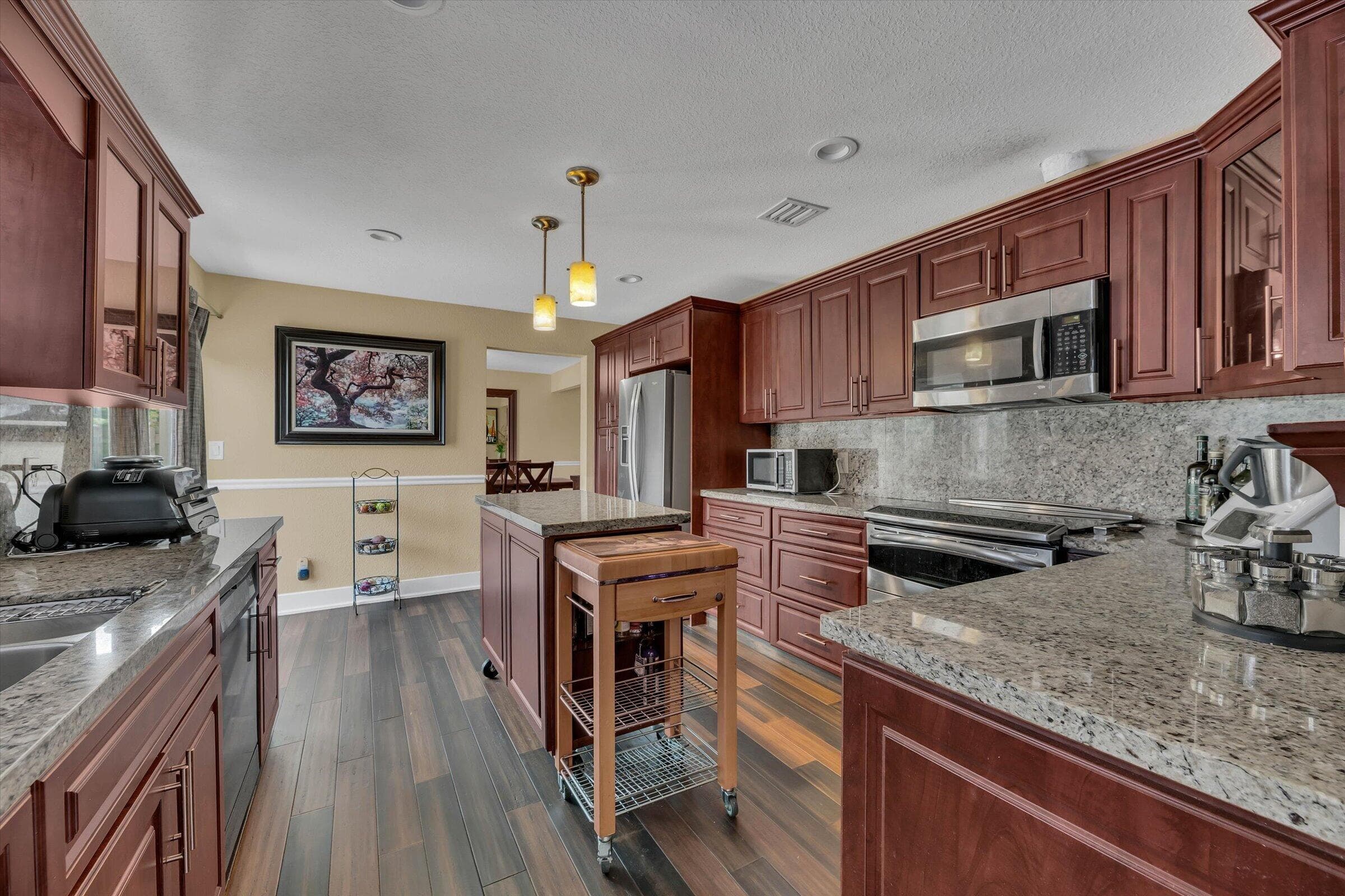 621 SW 98th Terrace, Pembroke Pines, FL 33025 — photo 14 of 51