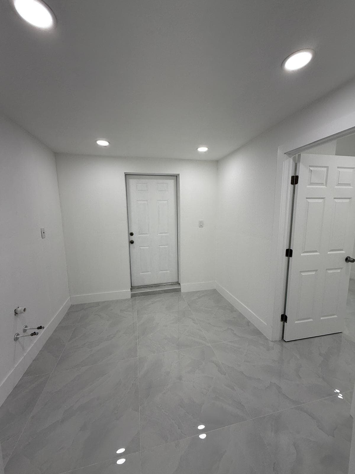 4400 SW 36th Street, West Park, FL 33023 — photo 7 of 19