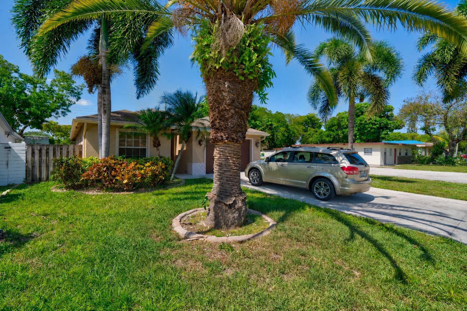 2241 NW 3rd Street, Pompano Beach, FL 33069 — photo 3 of 27