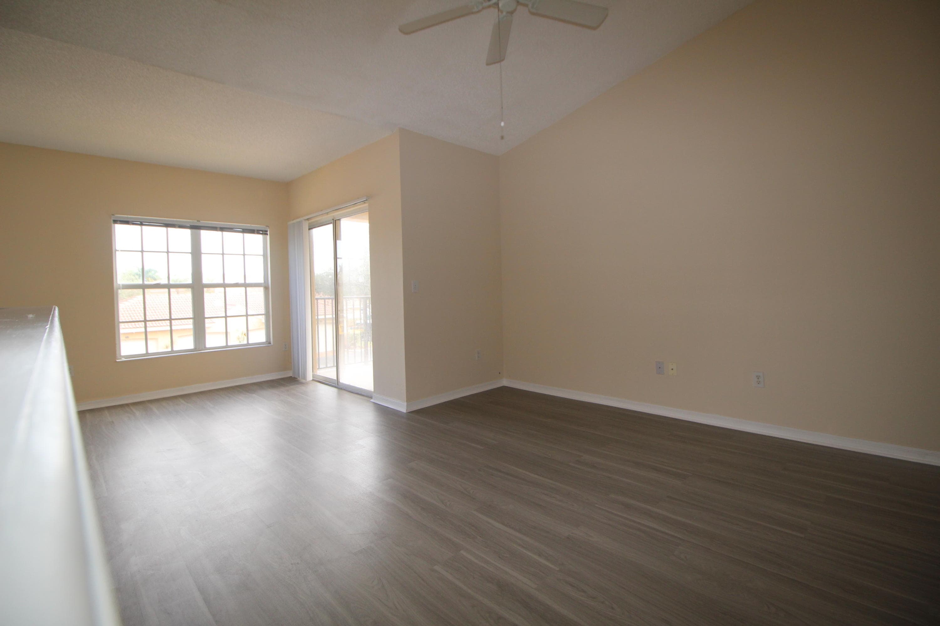 10360 S Fox Trail Road 1602, Royal Palm Beach, FL 33411 — photo 3 of 17