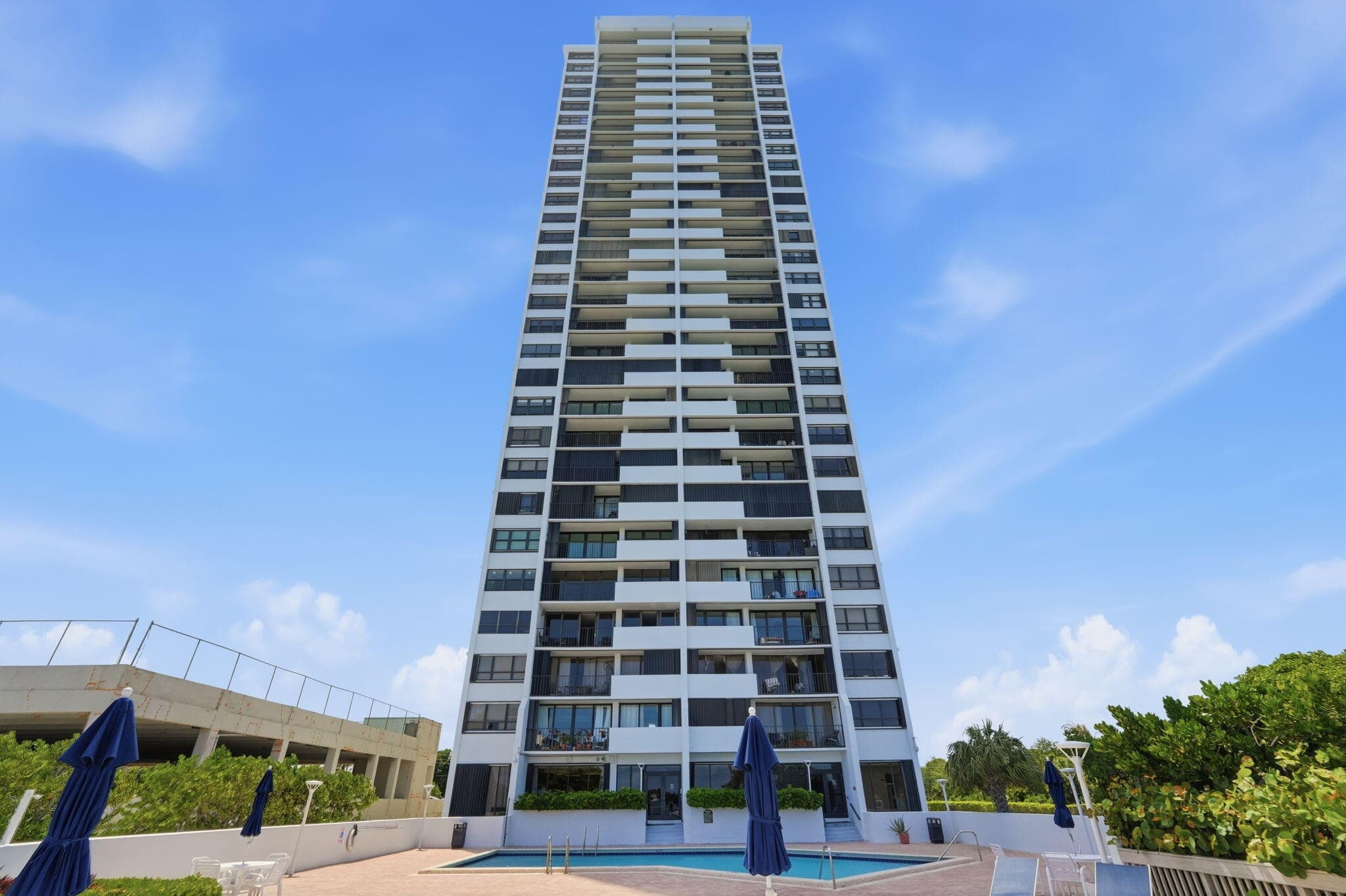 5600 N Flagler Drive 1110, West Palm Beach, FL 33407 — photo 25 of 44