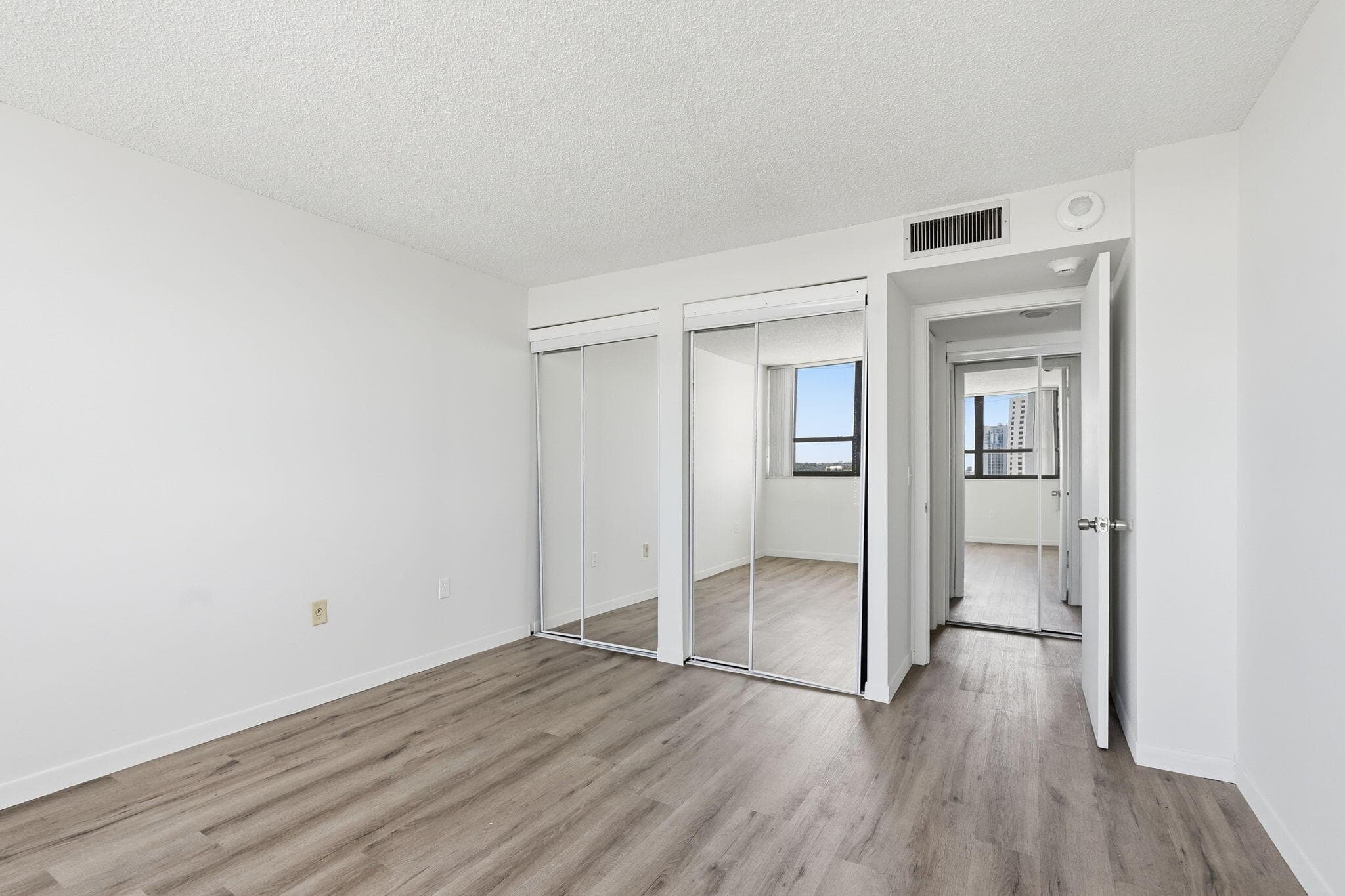 5600 N Flagler Drive 1110, West Palm Beach, FL 33407 — photo 20 of 44