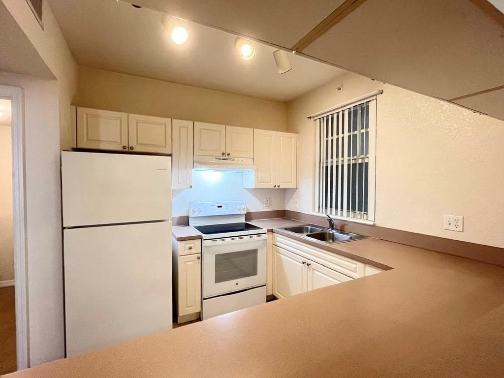 6812 W Sample Road 6812, Coral Springs, FL 33067 — photo 8 of 27