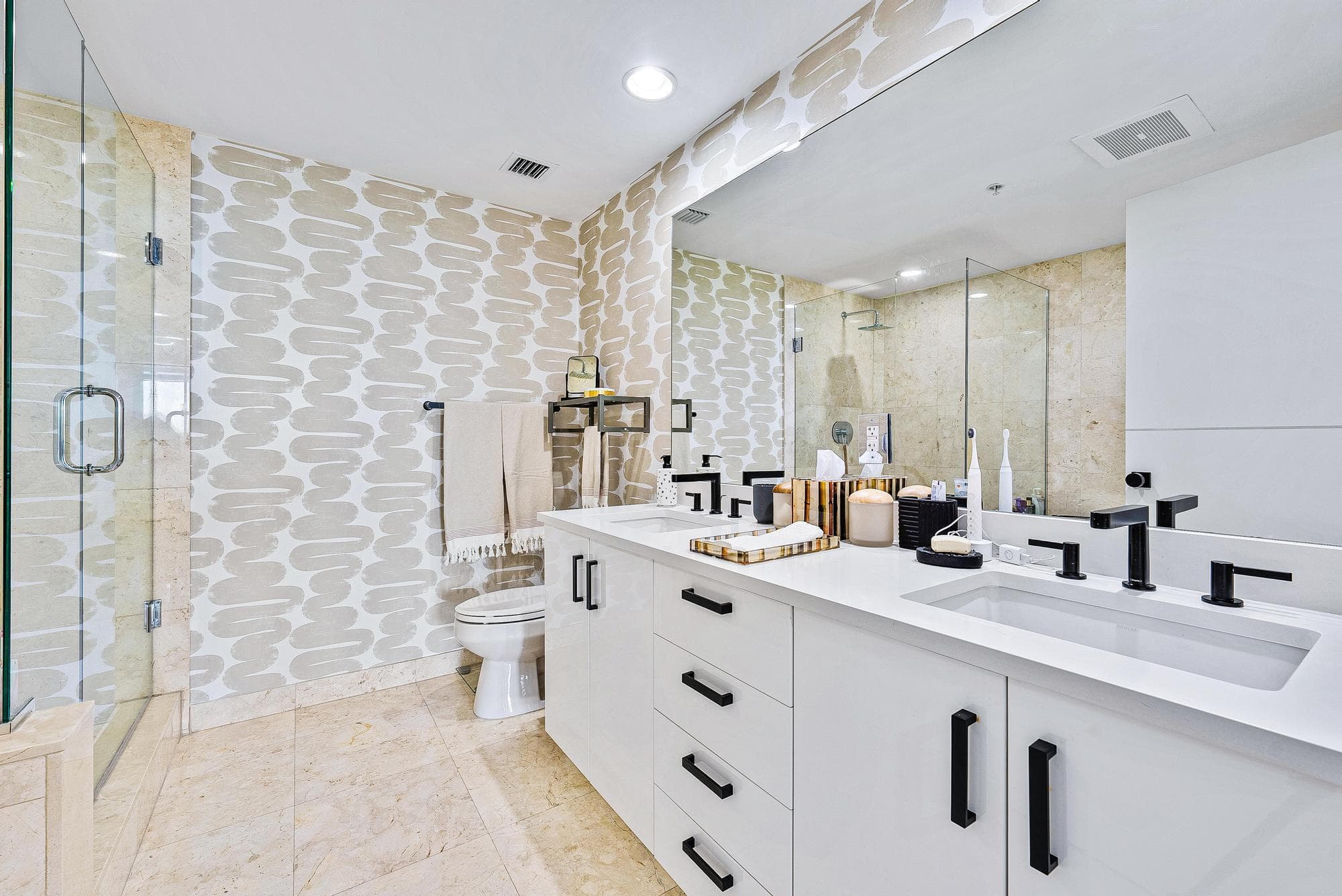 550 Okeechobee Boulevard 422, West Palm Beach, FL 33401 — photo 15 of 34