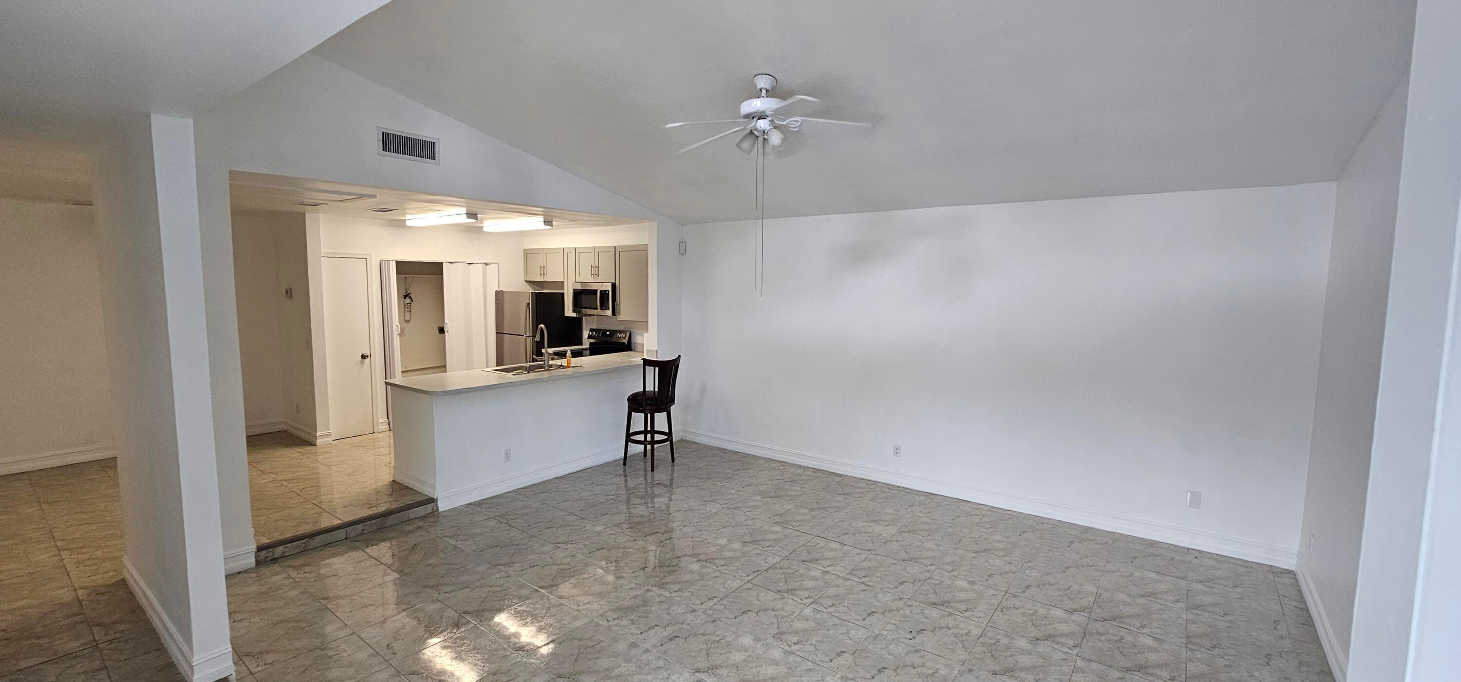 1016 Manor Drive 5c, Palm Springs, FL 33461 — photo 7 of 14