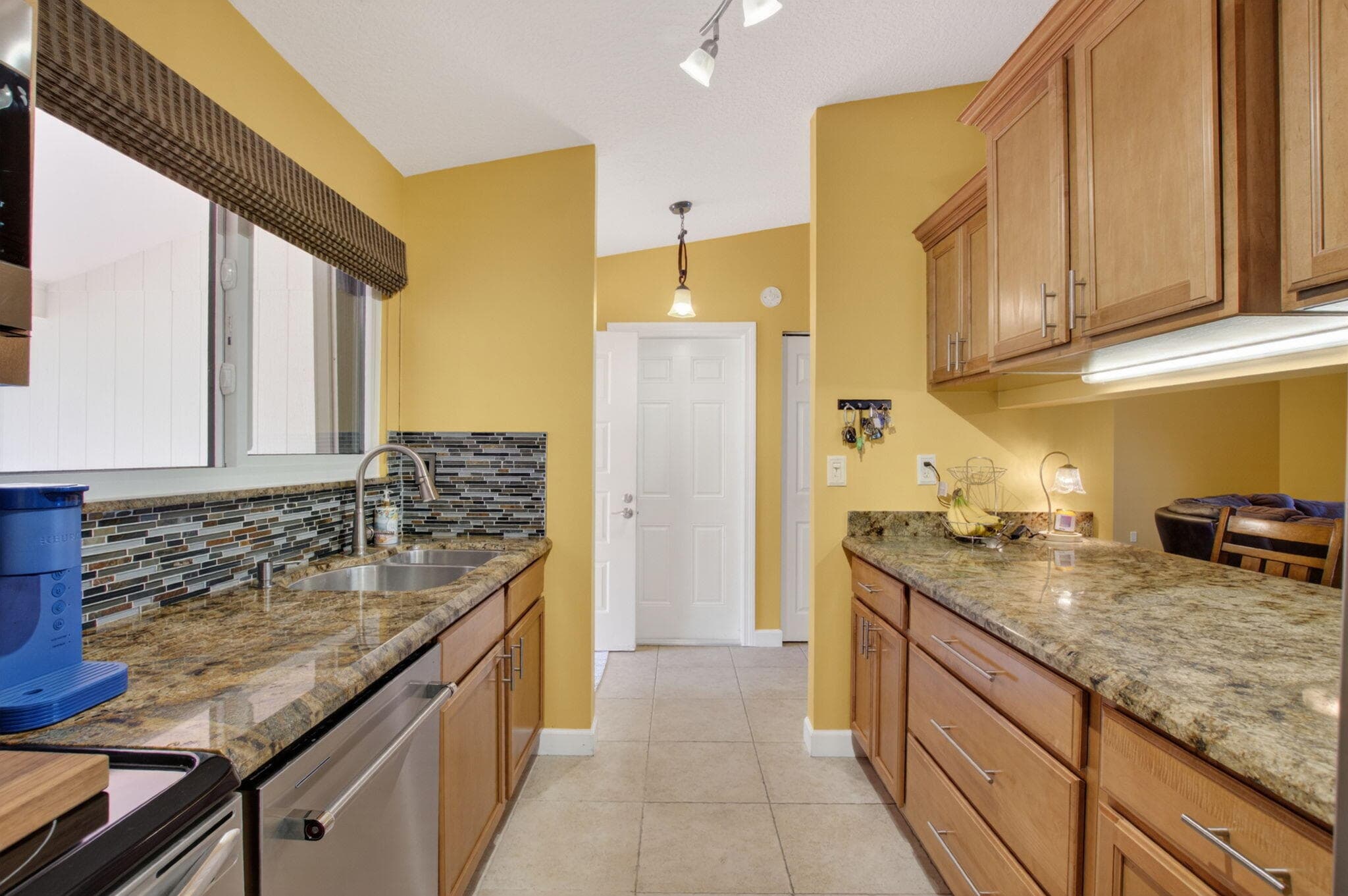 43 Mayfair Lane, Boynton Beach, FL 33426 — photo 23 of 47
