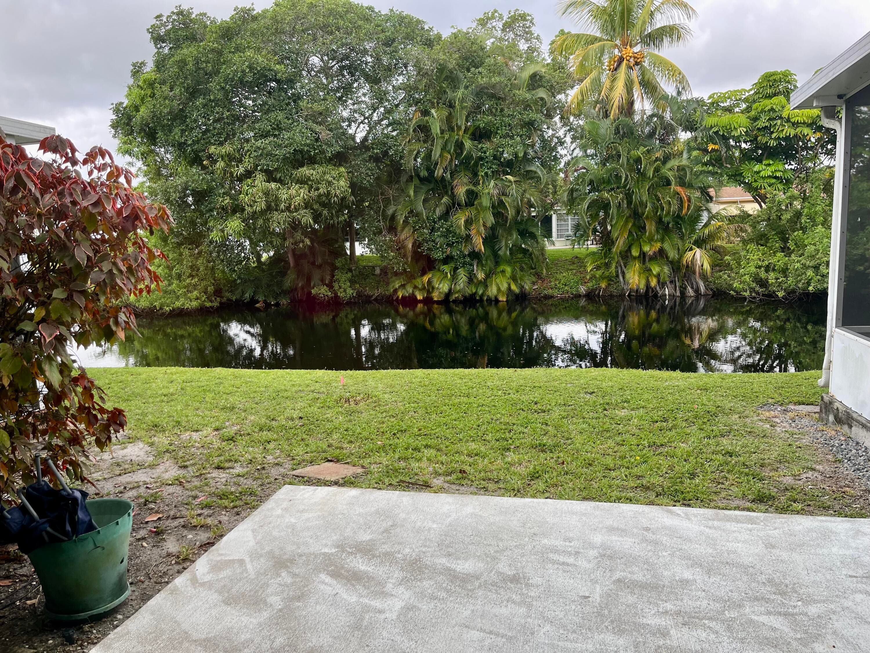 2317 SW 82nd Terrace, North Lauderdale, FL 33068 — photo 3 of 46
