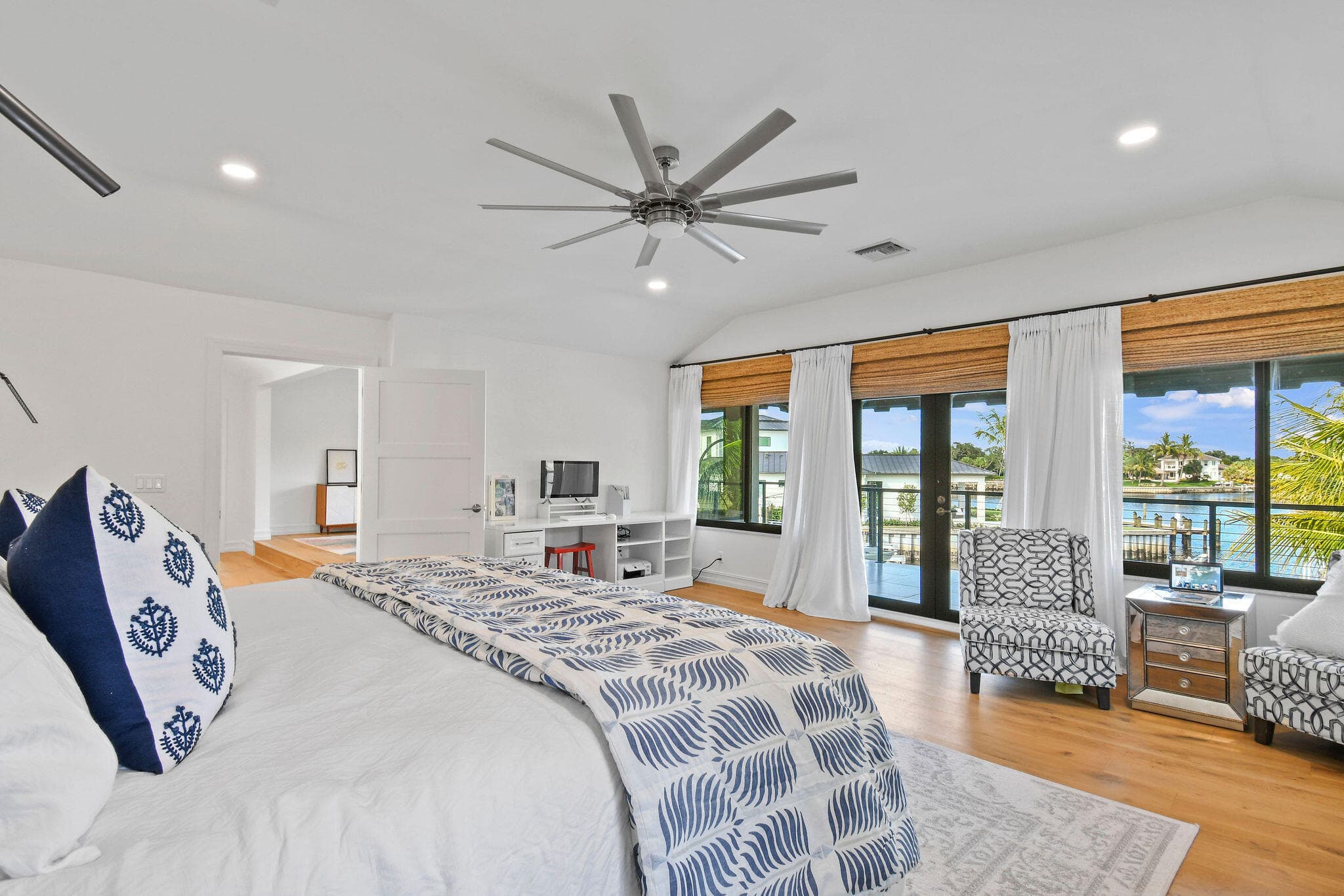 12880 S Shore Drive, Palm Beach Gardens, FL 33410 — photo 40 of 57