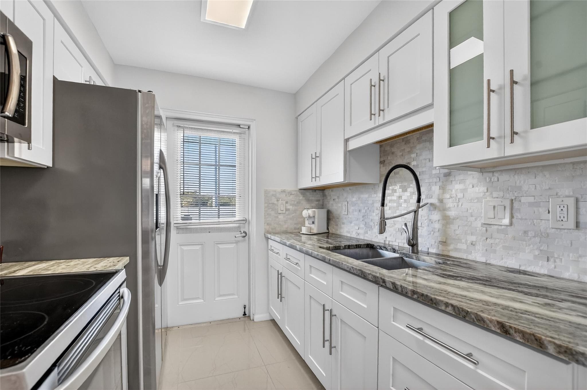 322 N Federal Highway 240, Deerfield Beach, FL 33441 — photo 5 of 31